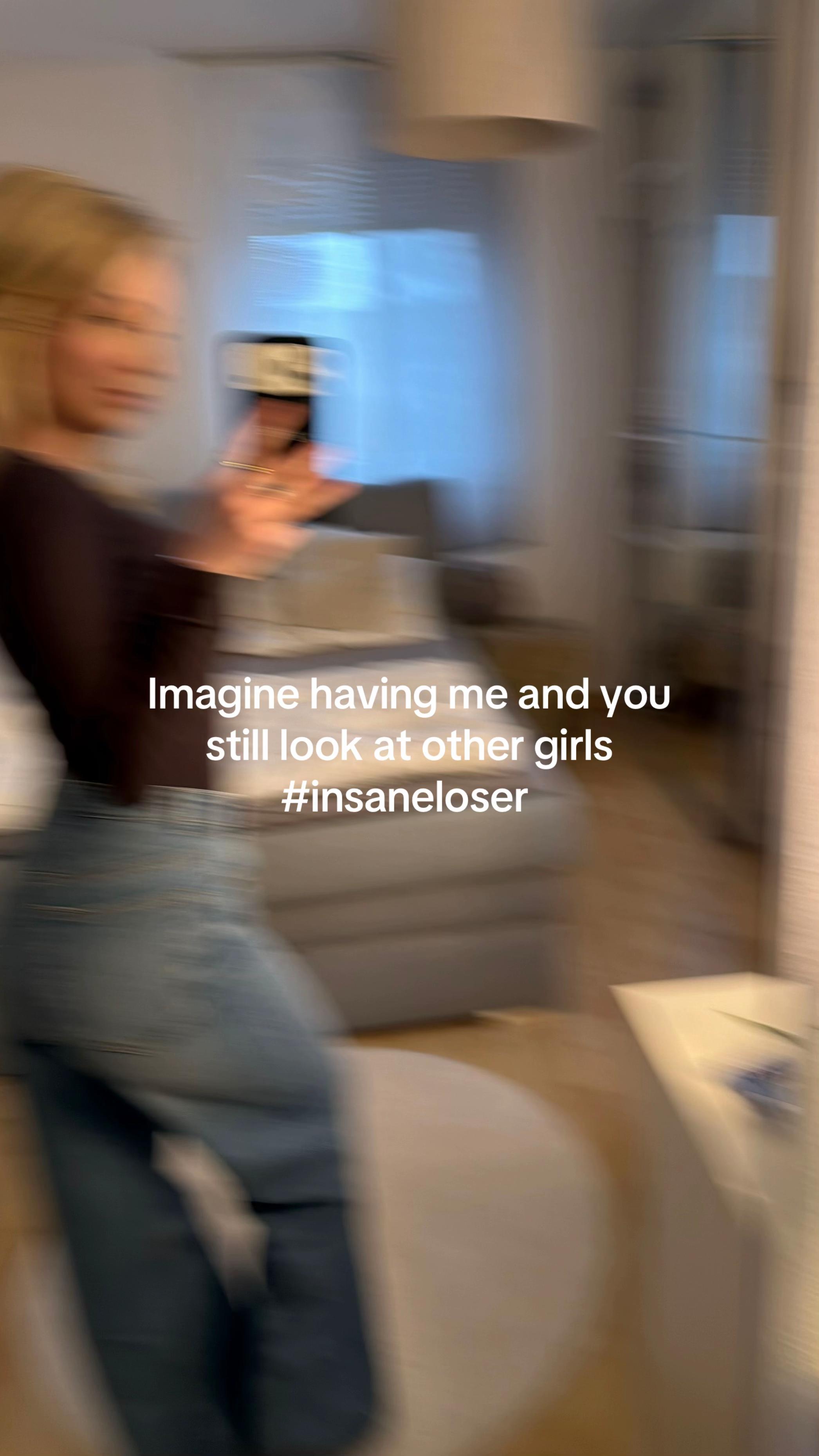 @Nini