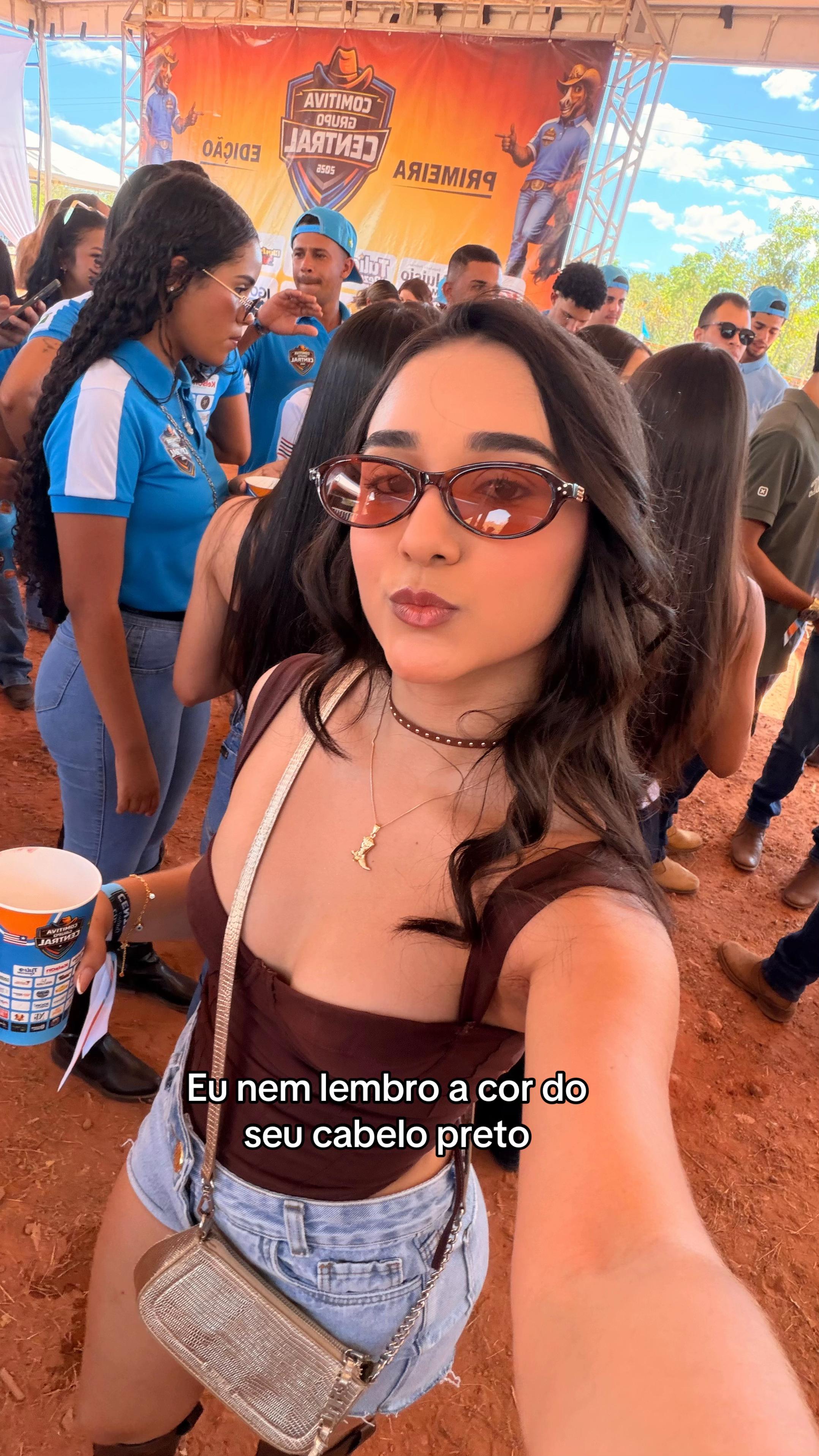 @Maria Julia