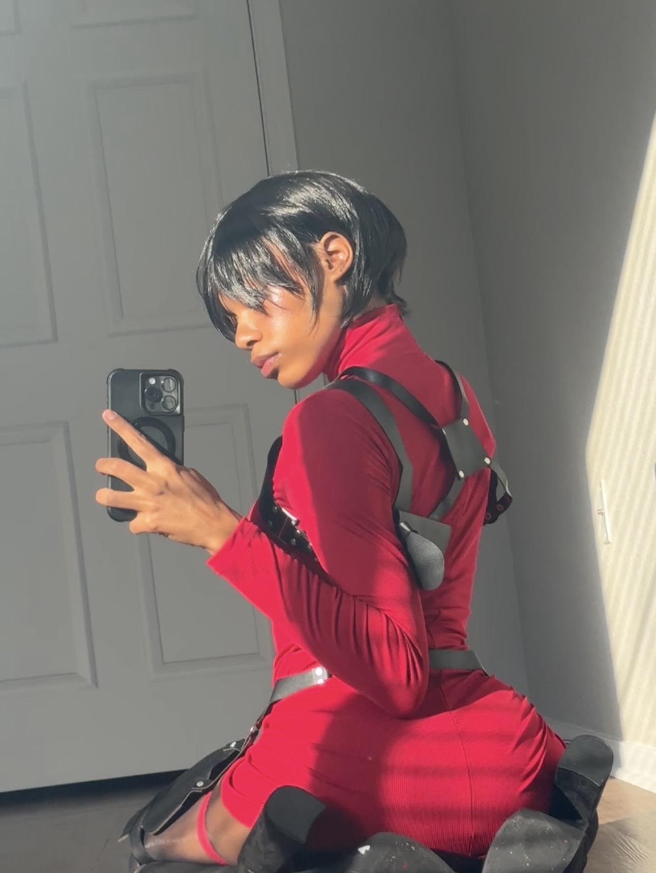 @moenimee