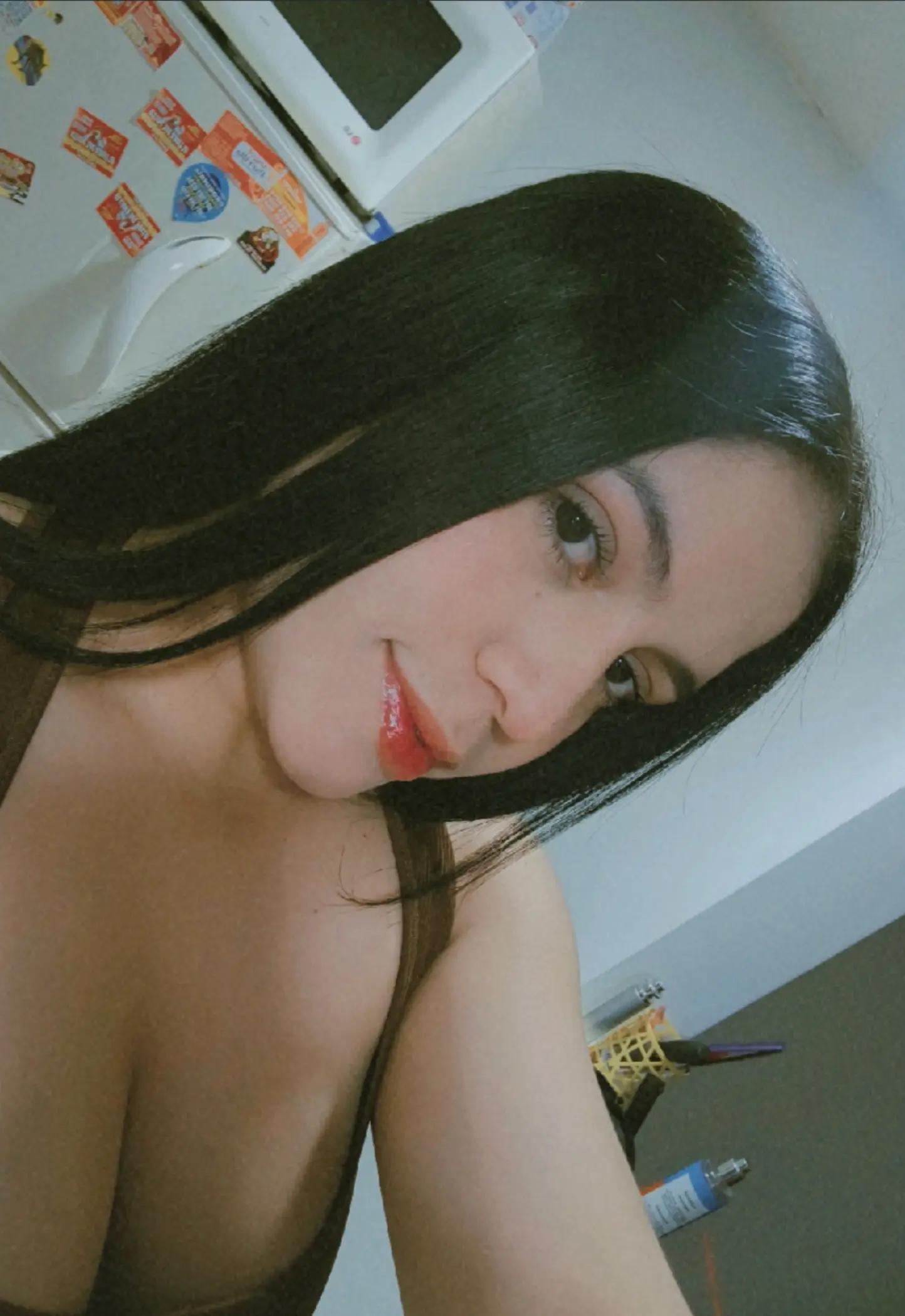 @𝑬𝒖𝒄𝒍𝒊𝒎𝒂𝒓.𝑮🍒✨