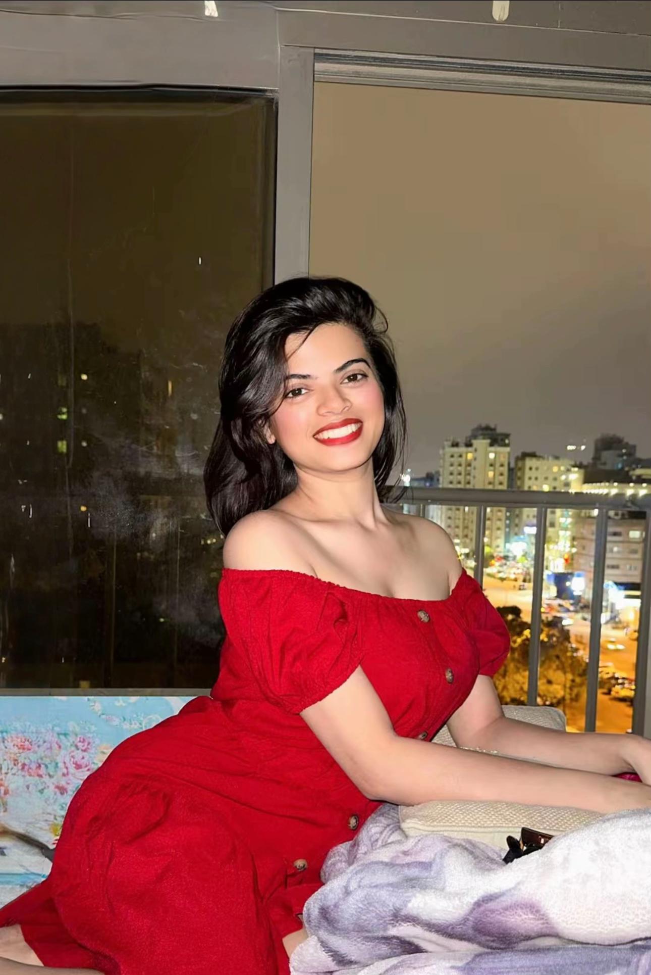 @Who is Arpana Sharma 🧿