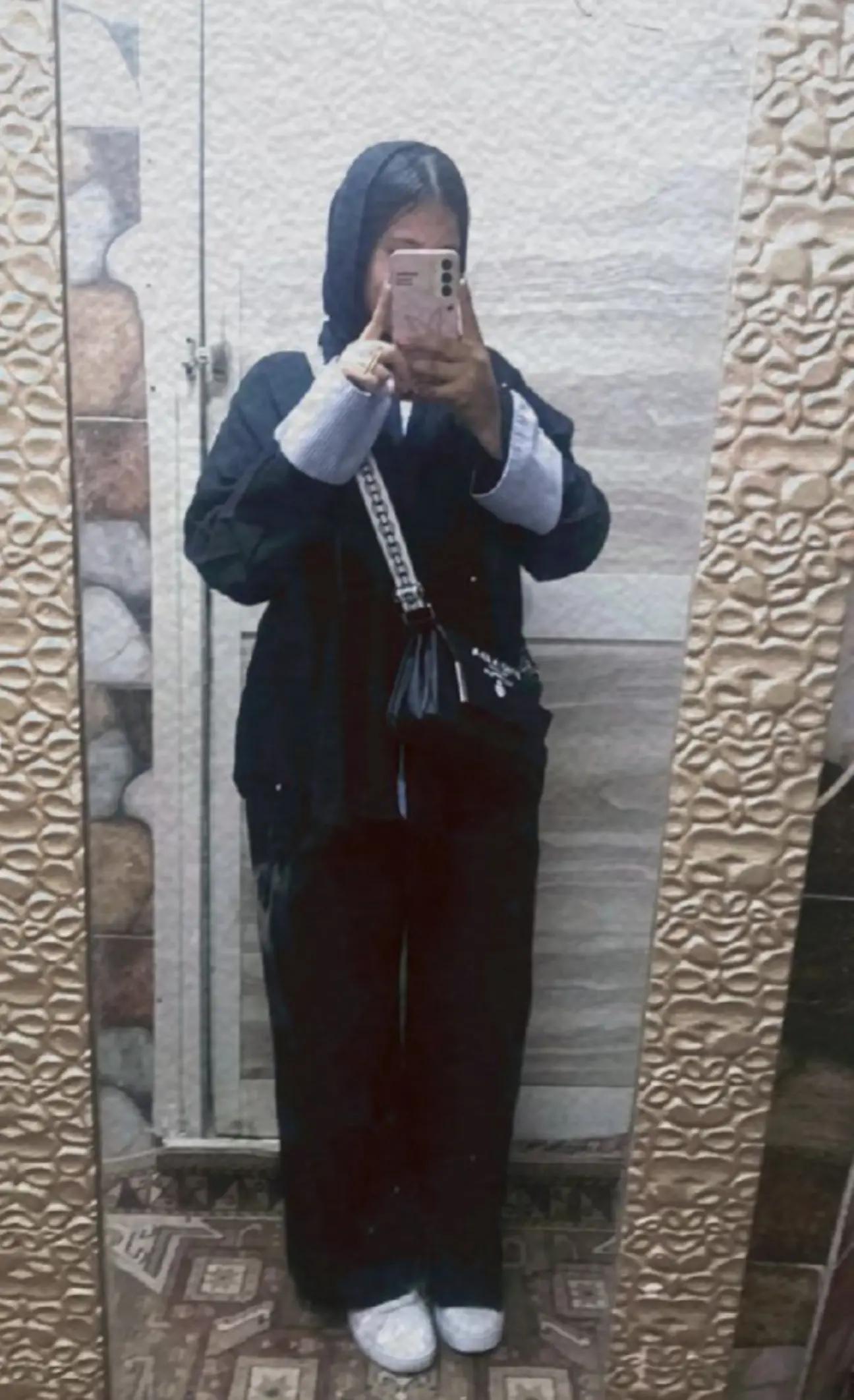@"امل"اللي بلا (امل) 😂😉