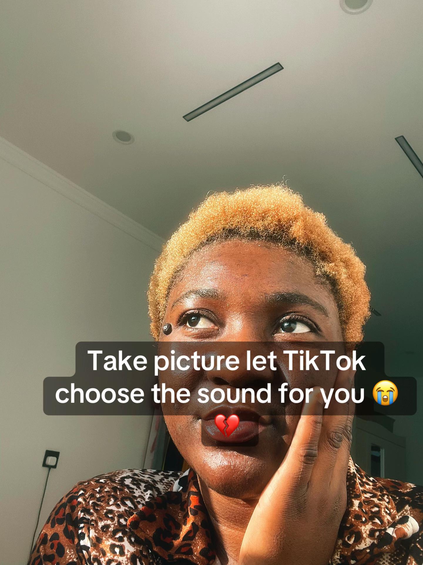 @Akosua Ella🦅🤧