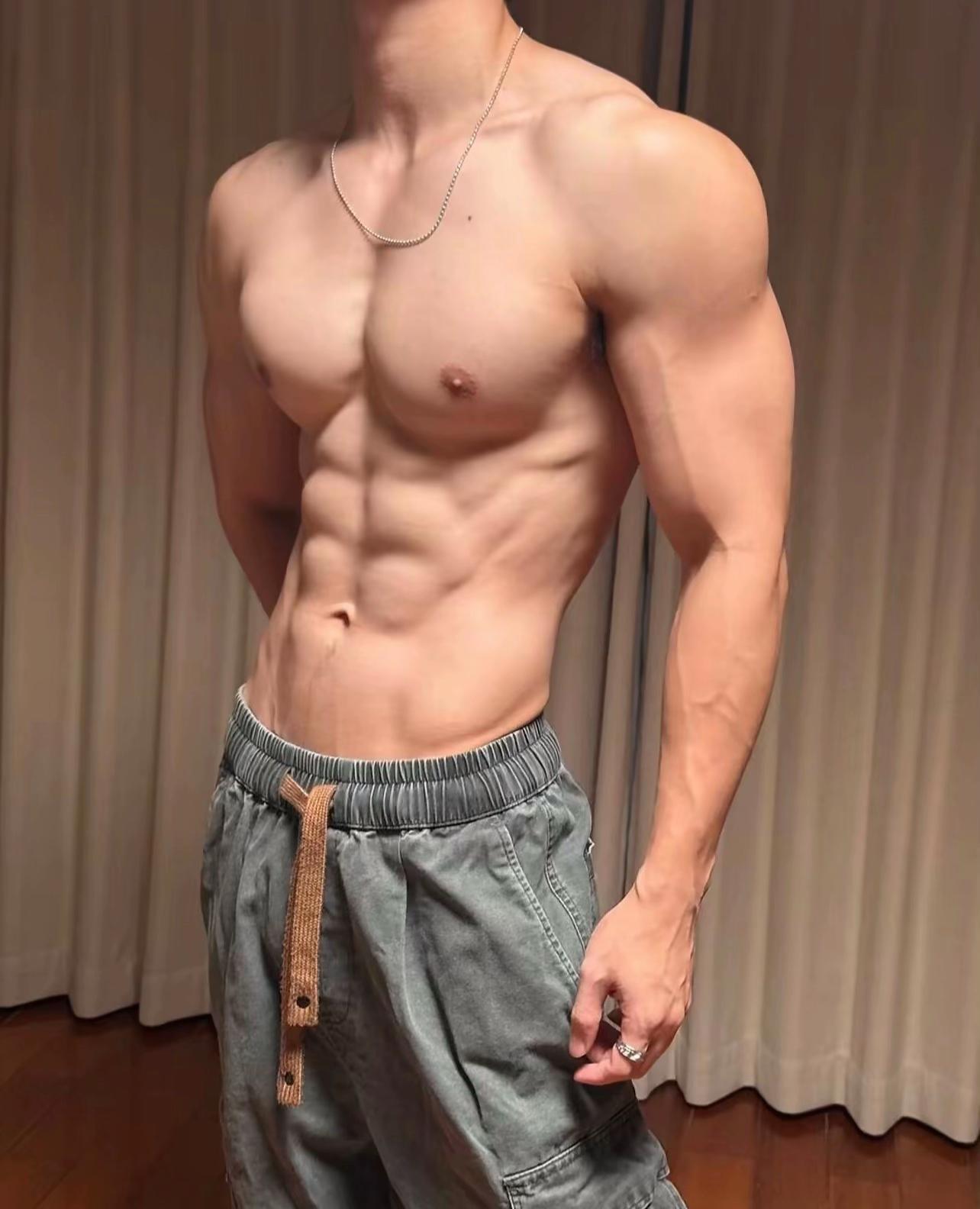 @静诺颖