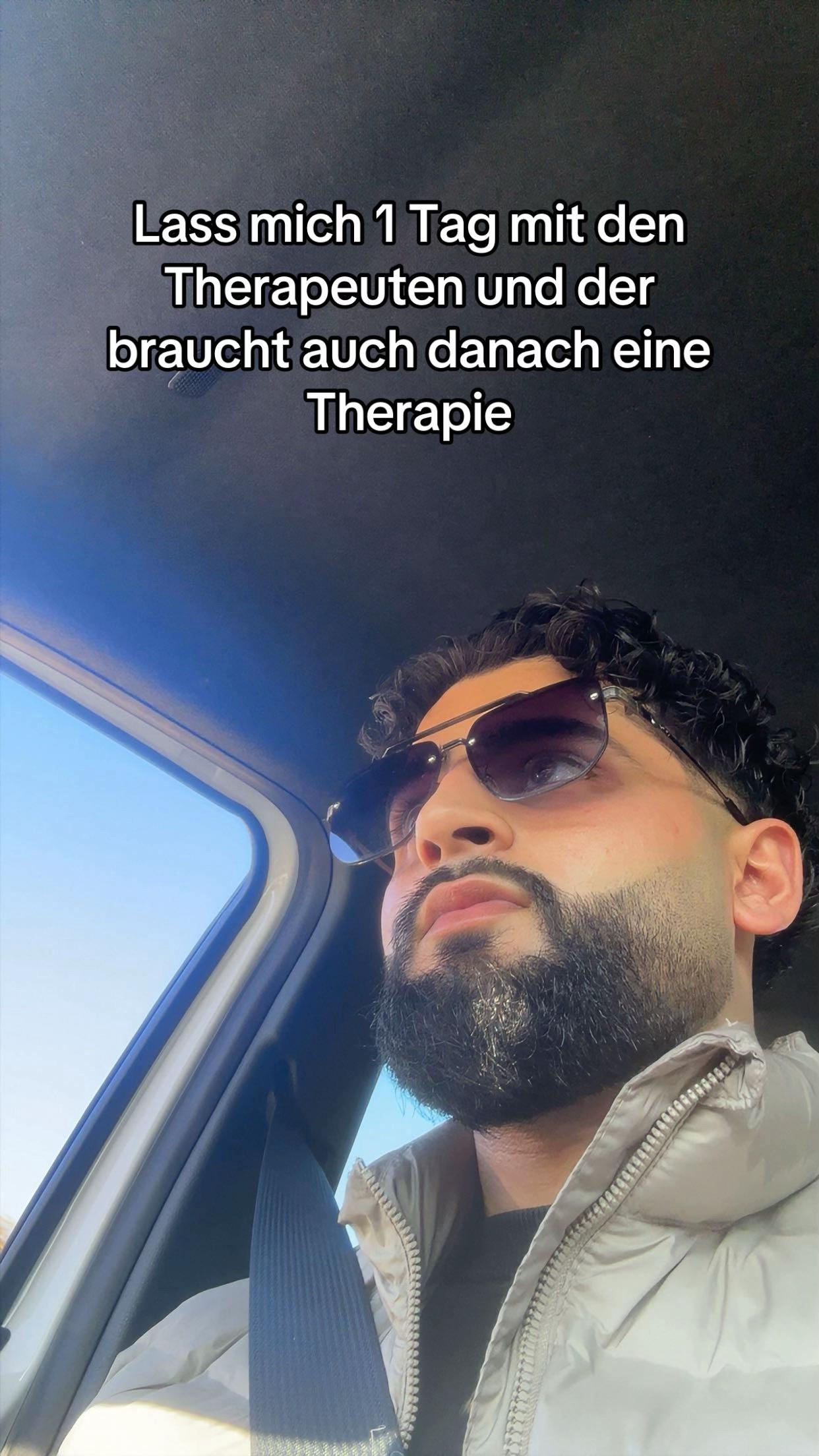 @r0han361