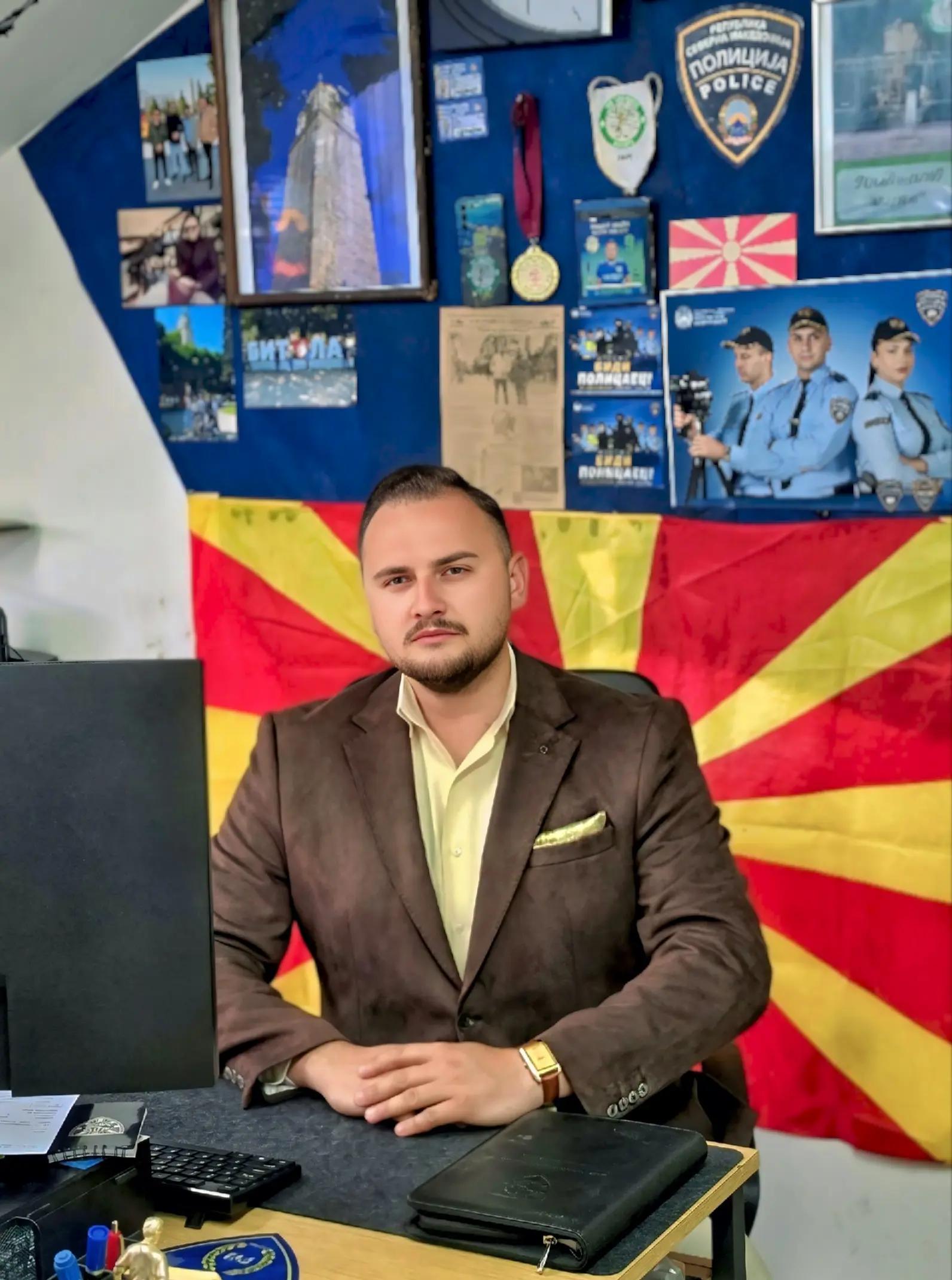@Andrej Lozano