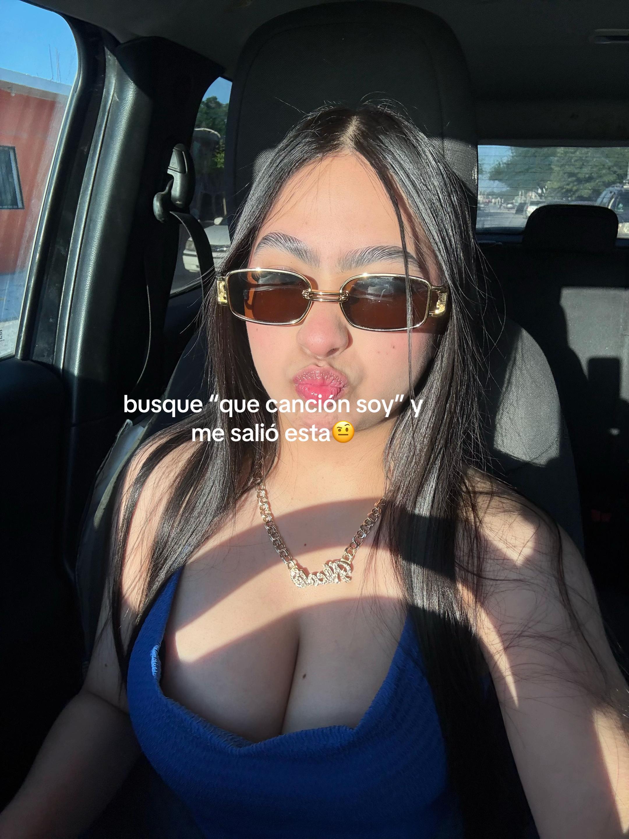 @𝓝★