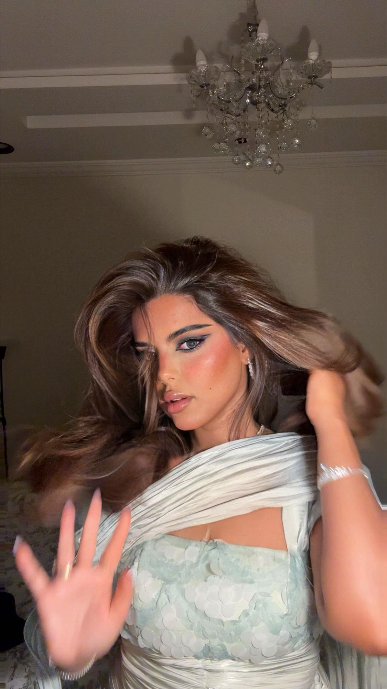@أُم وتينّ