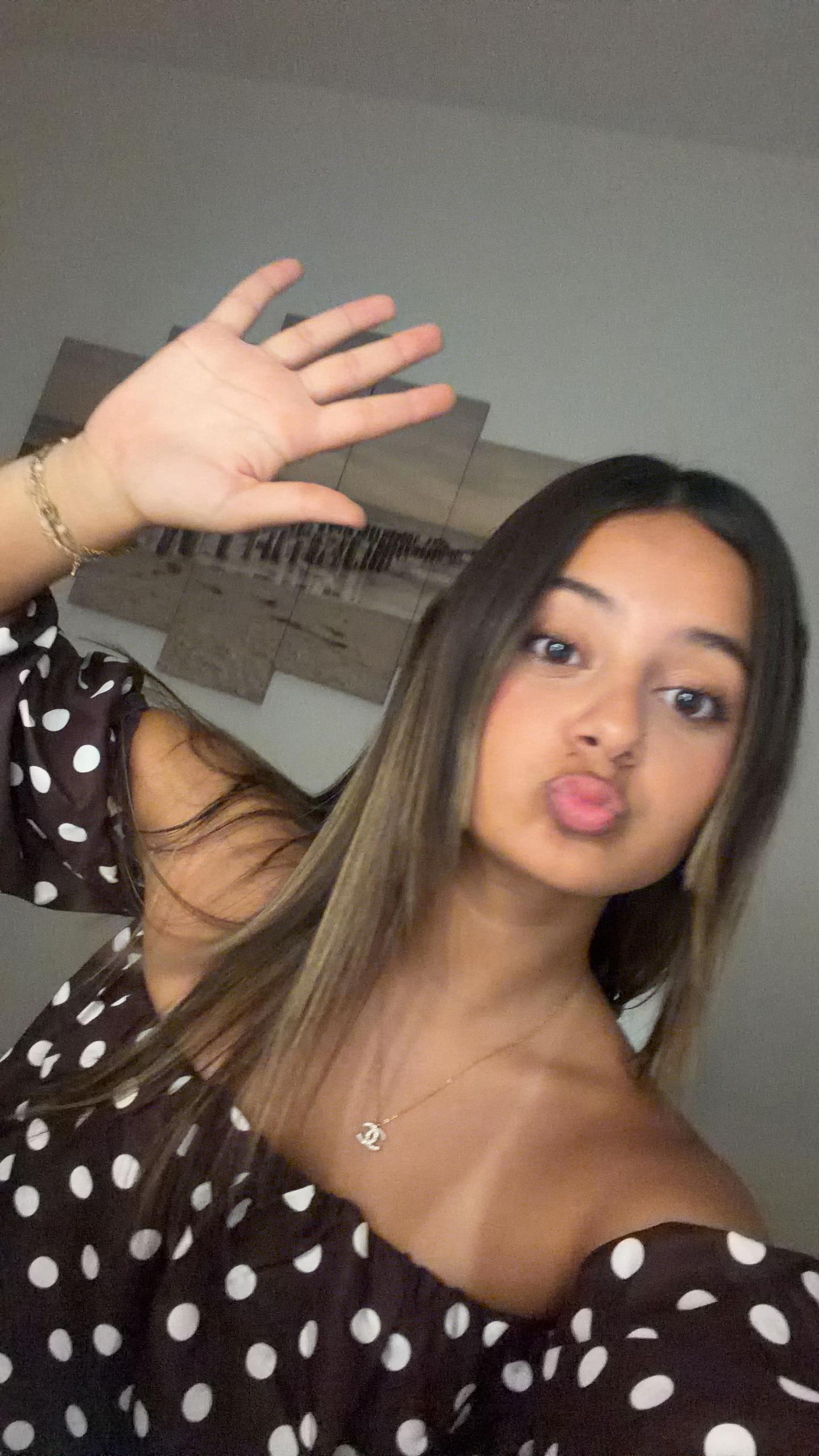 @𝗞 𝗛