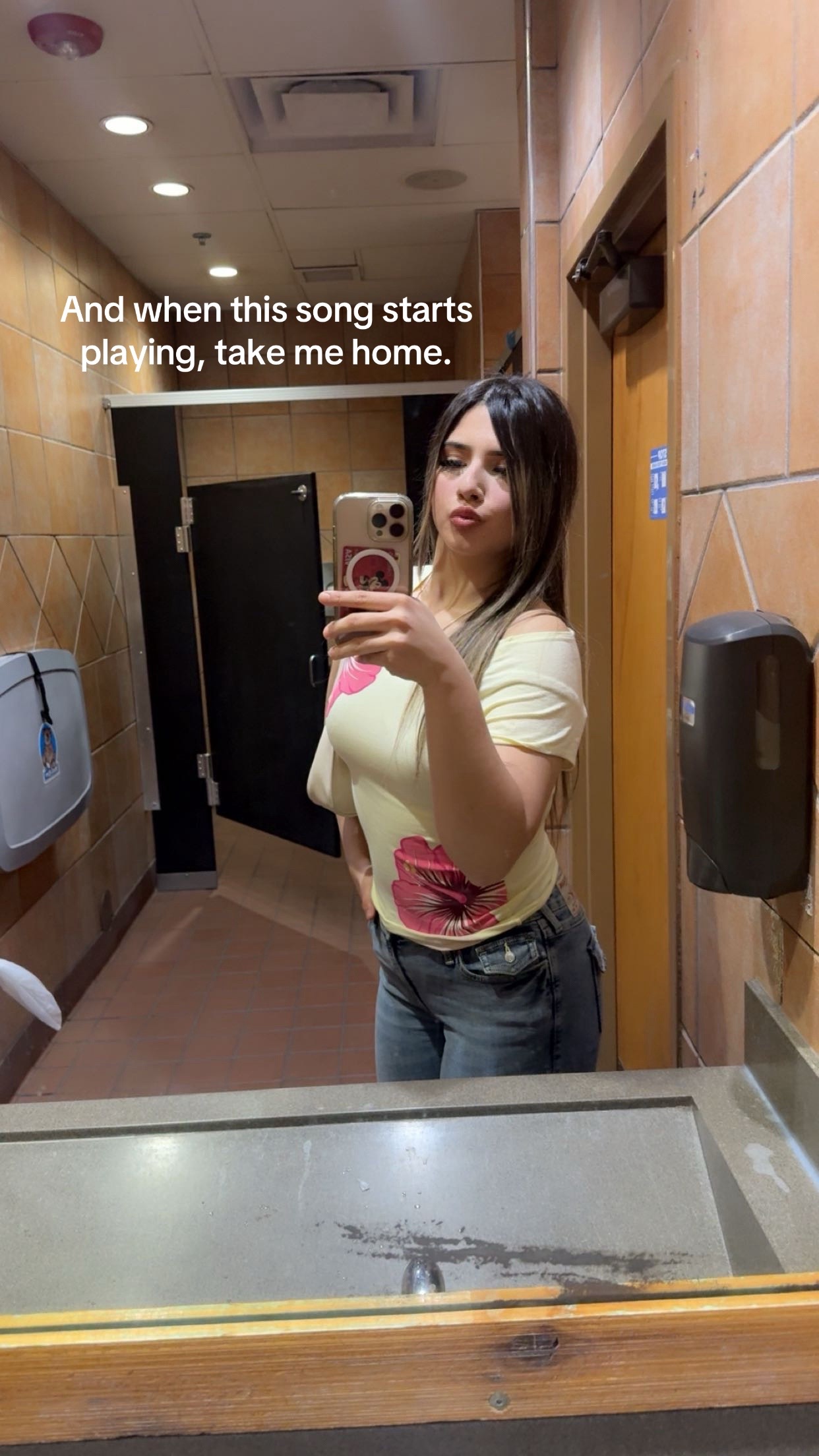 @Emily Quiñonez👸🏻