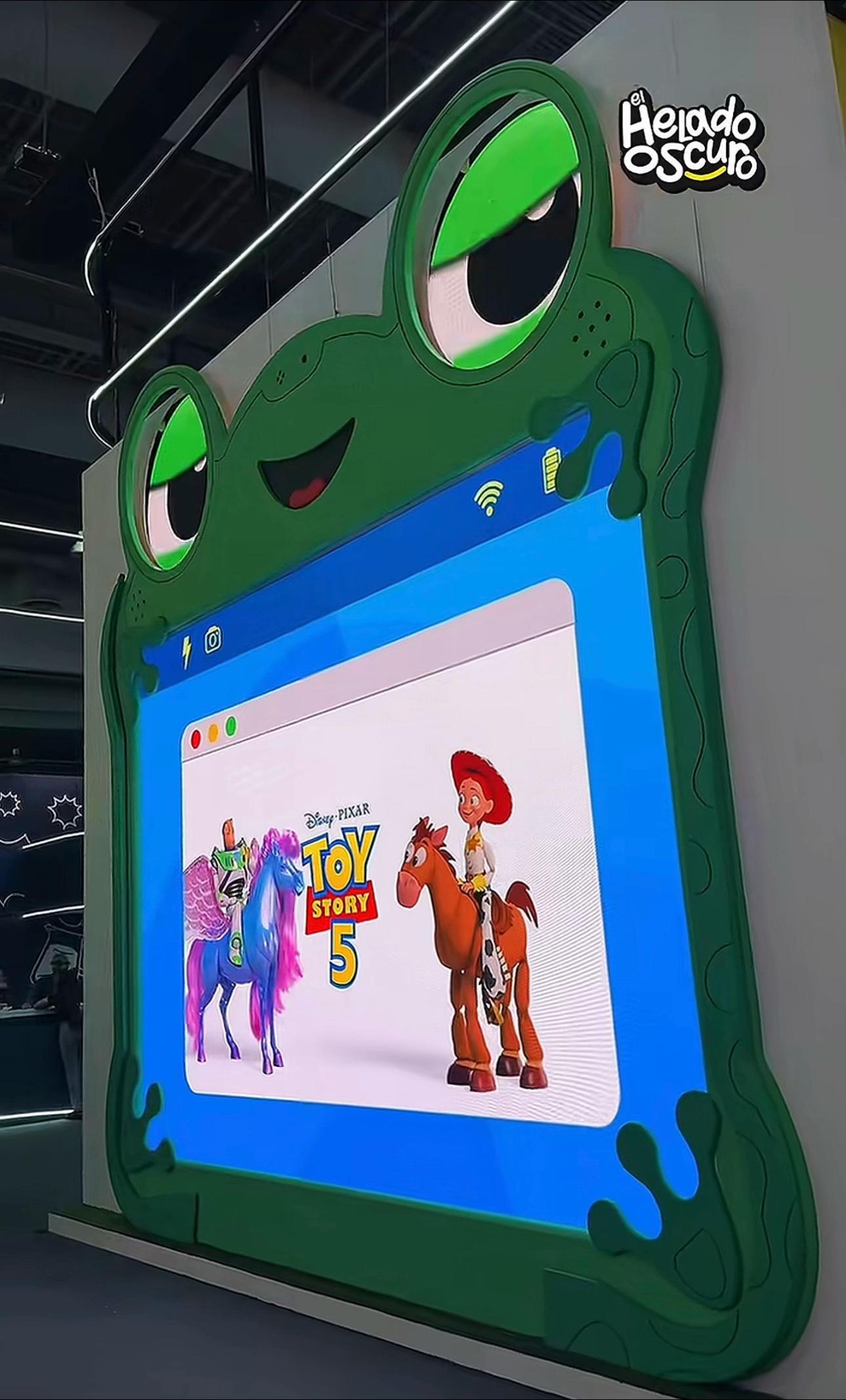 @Toy Story Maniac