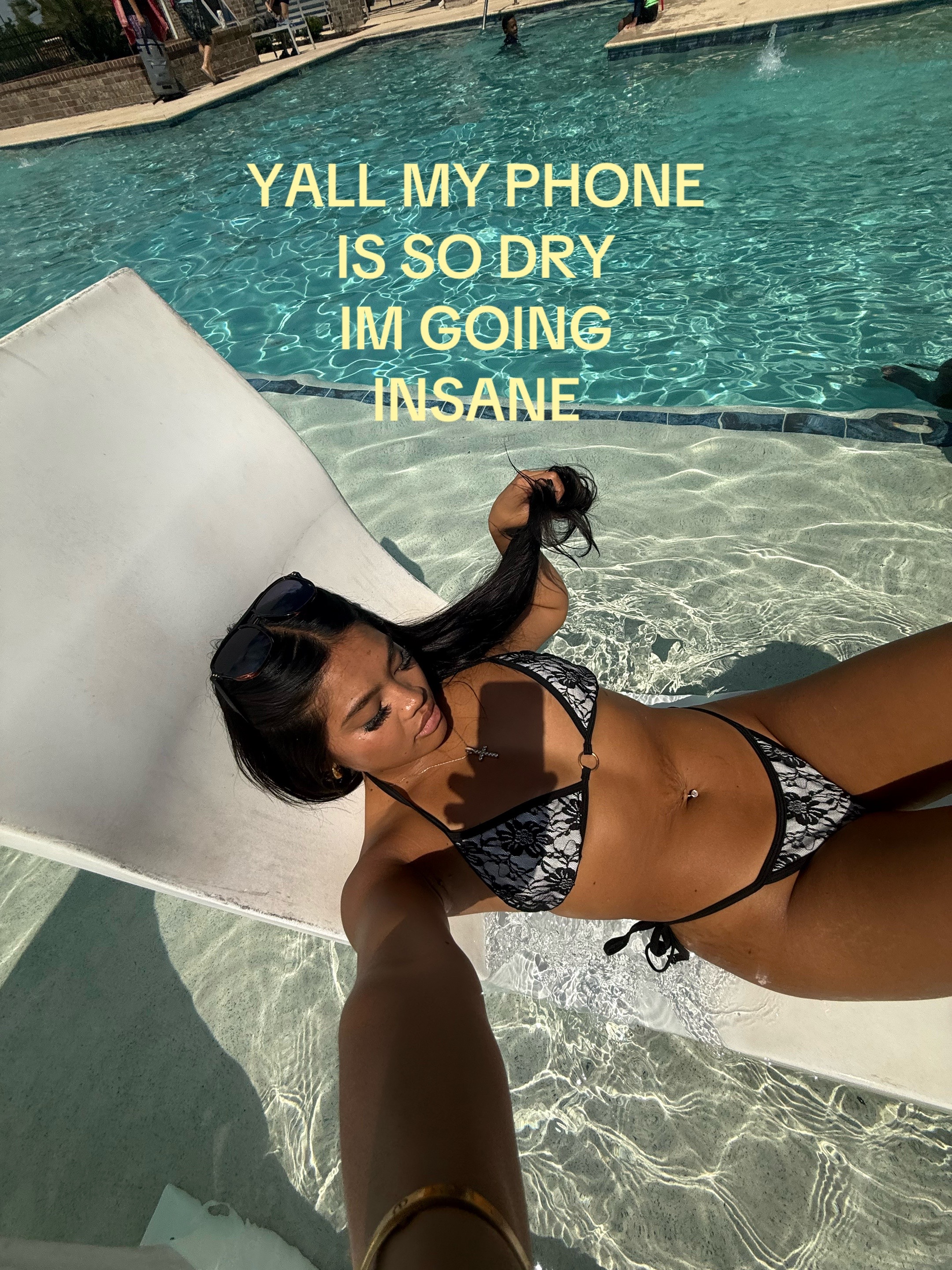 @M O N I R I T H Y🤍