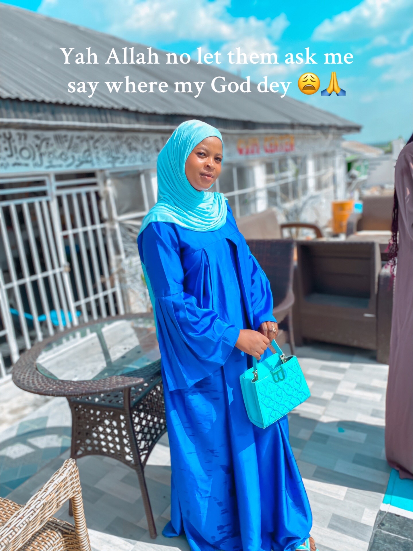 @AMEENAT❤️💋