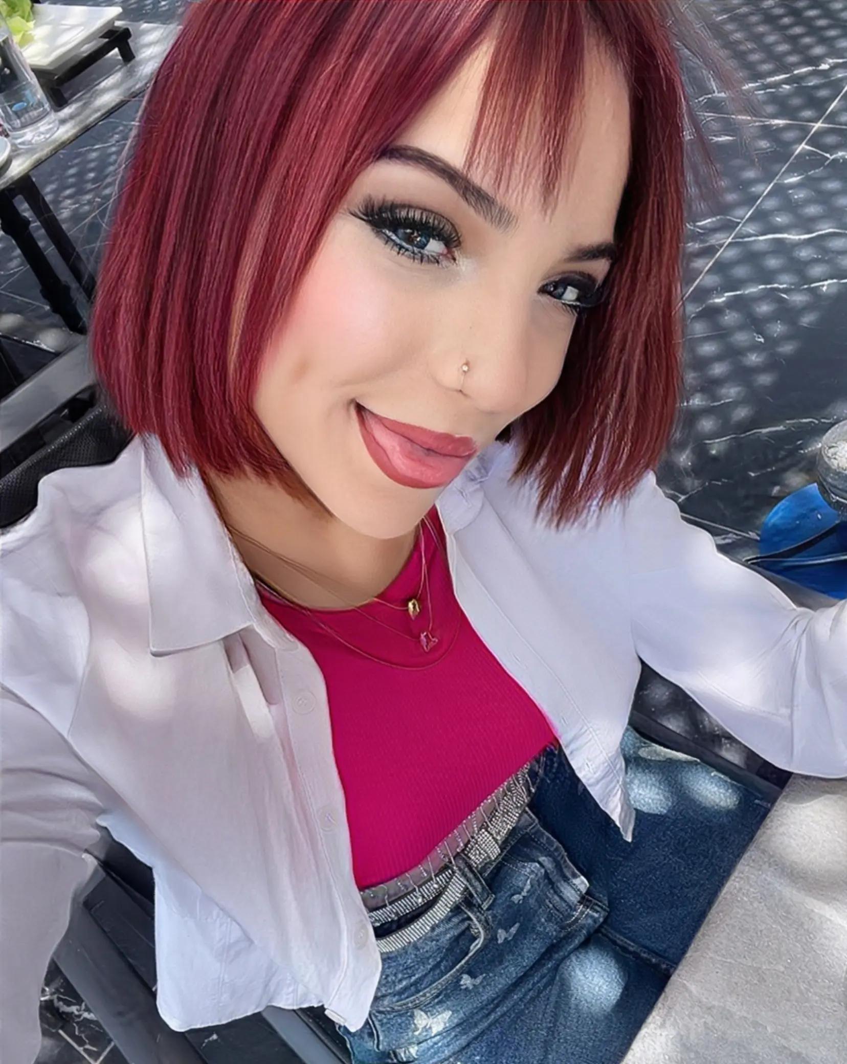 @🎀🍓Frezaa🍓🎀