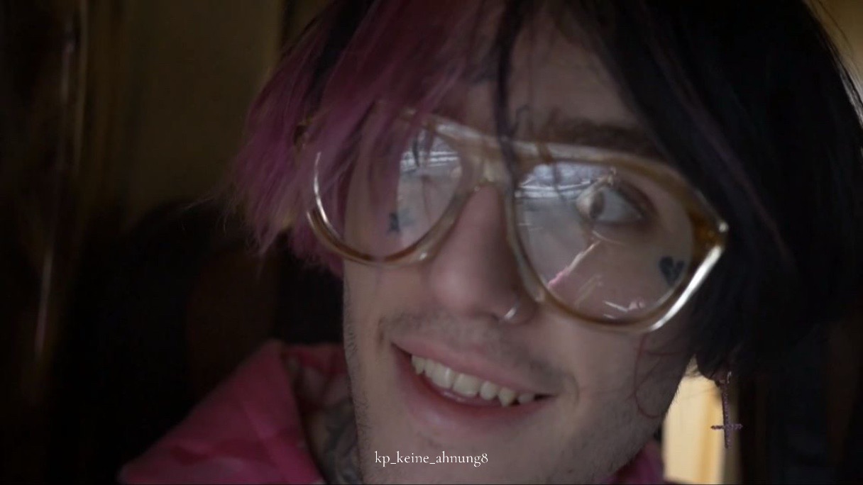 @Lil peep fan page🫶🏽𝐋☹︎𝐕𝐄