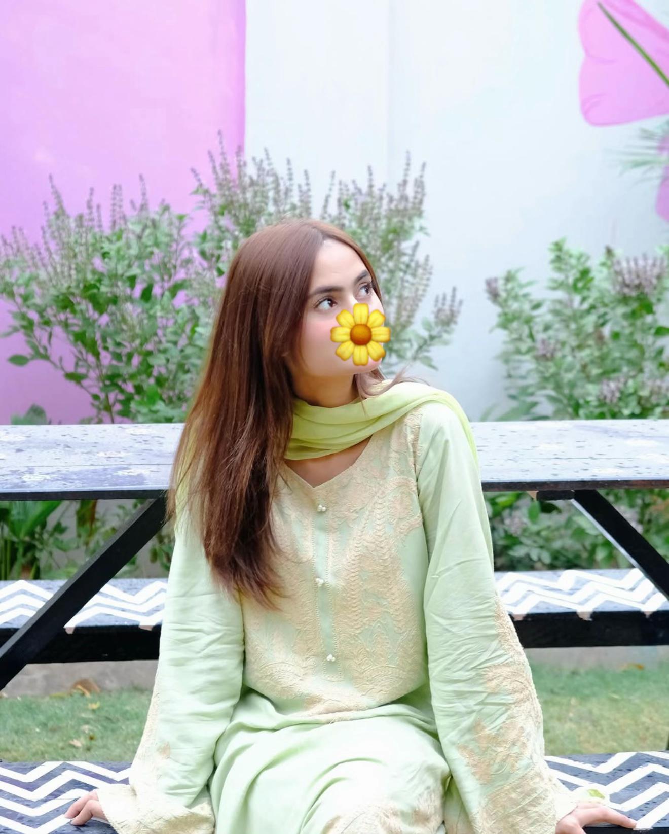 @🦋 ＥＳＨＡＬ 🧚&zwj;♀️
