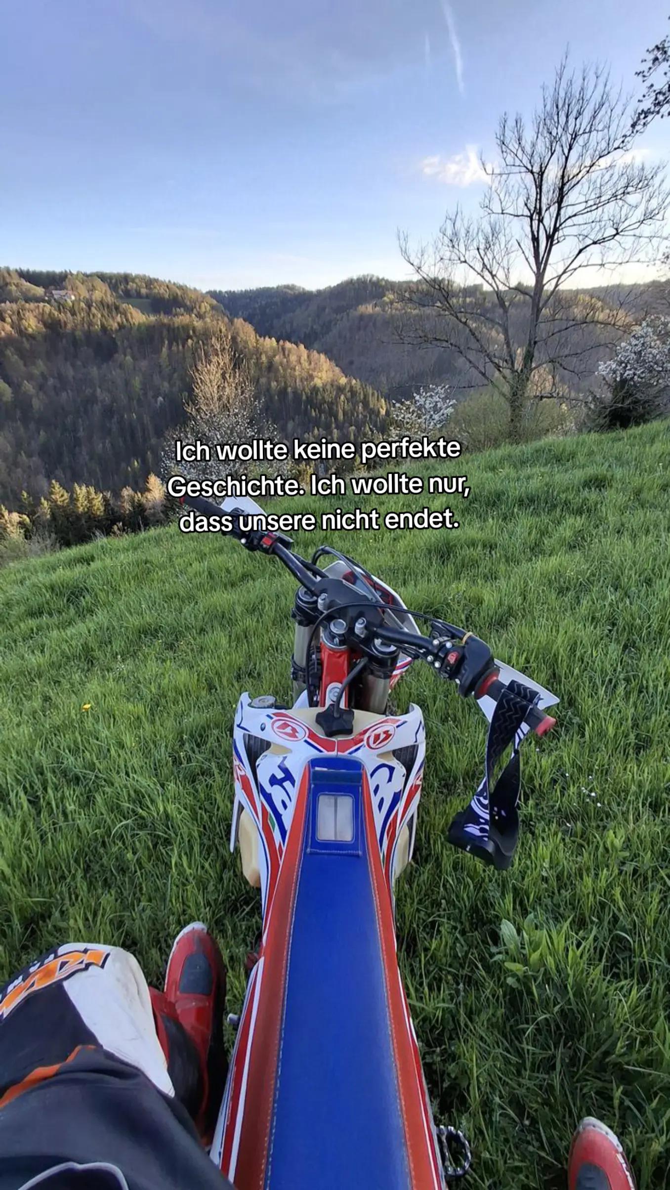 @🥷