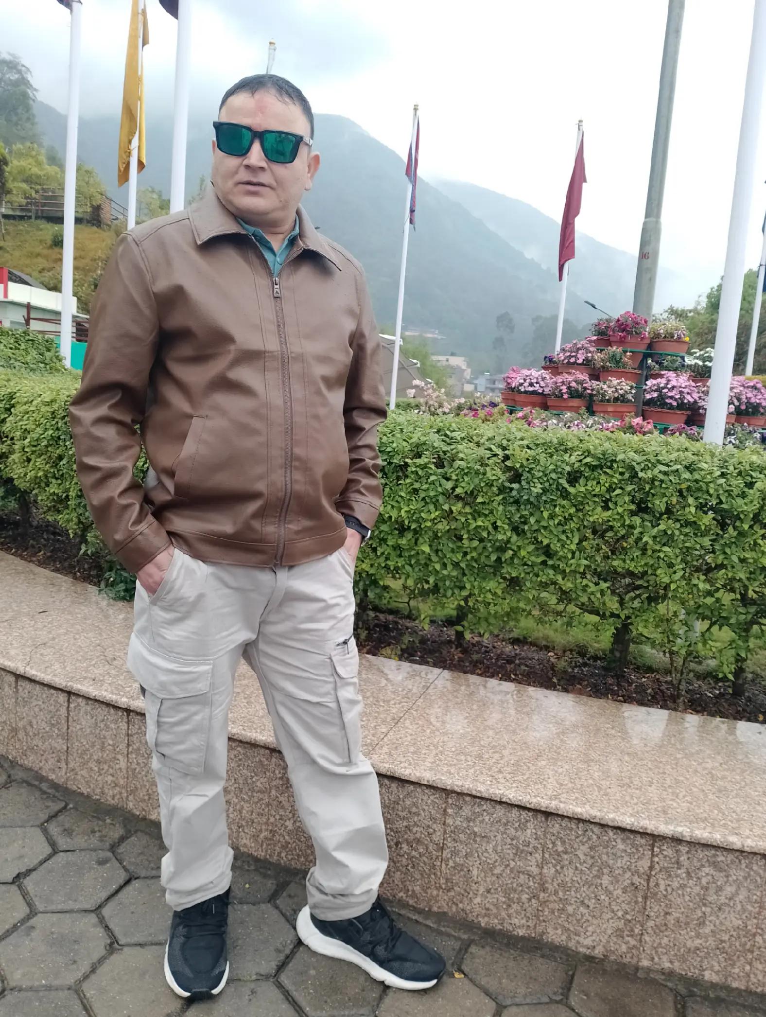 @नवराज पौडेल