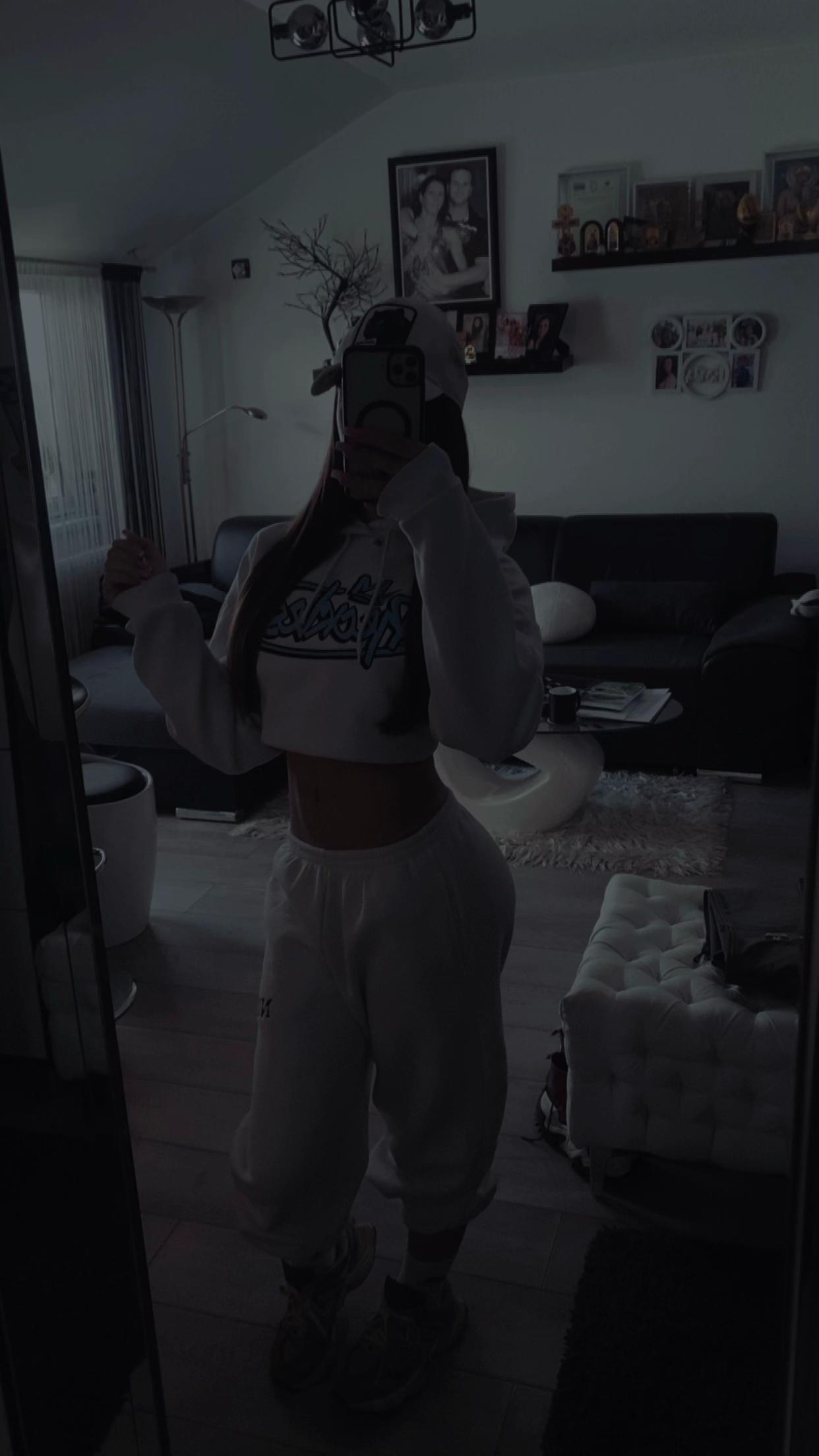 @jovicclara