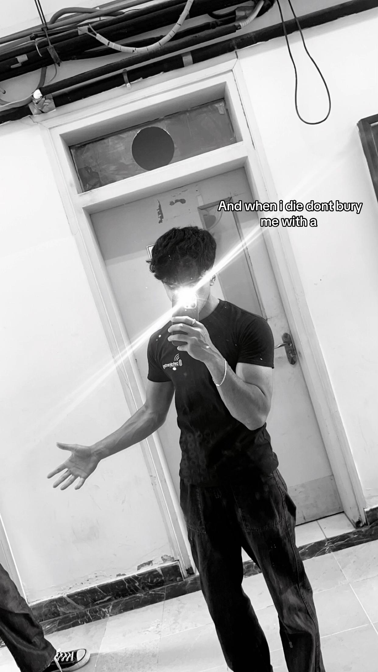 @D33R