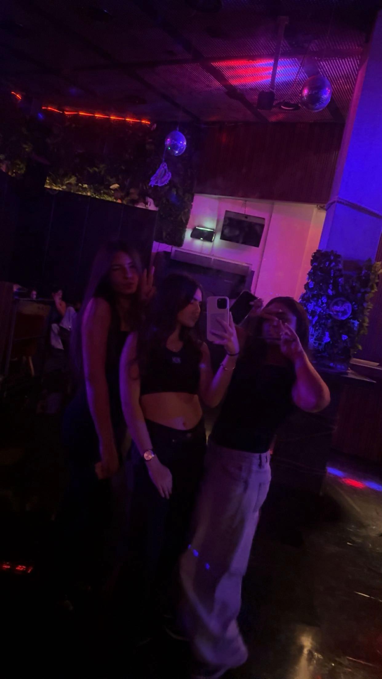 @privé_naomie💋