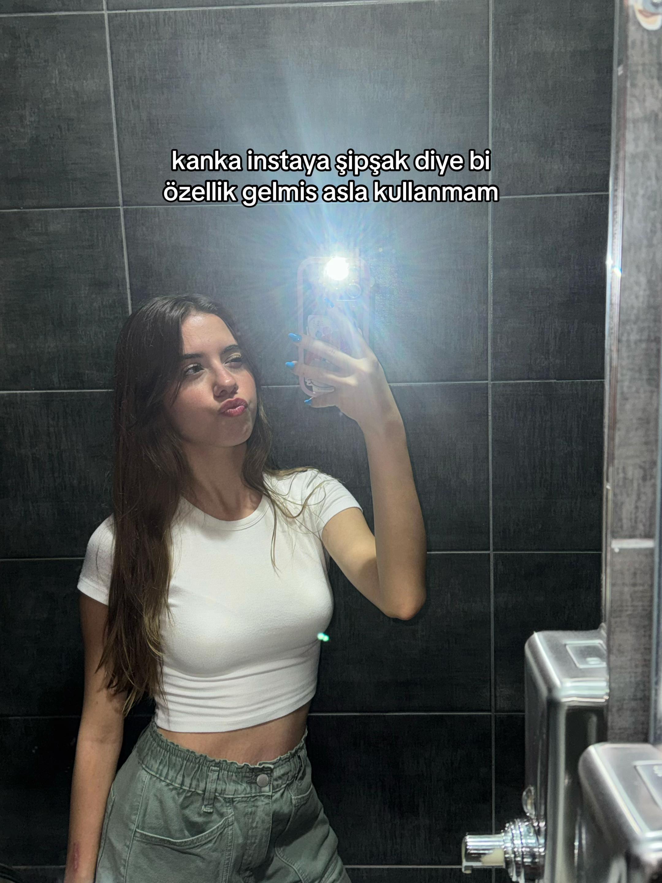 @Ceyy