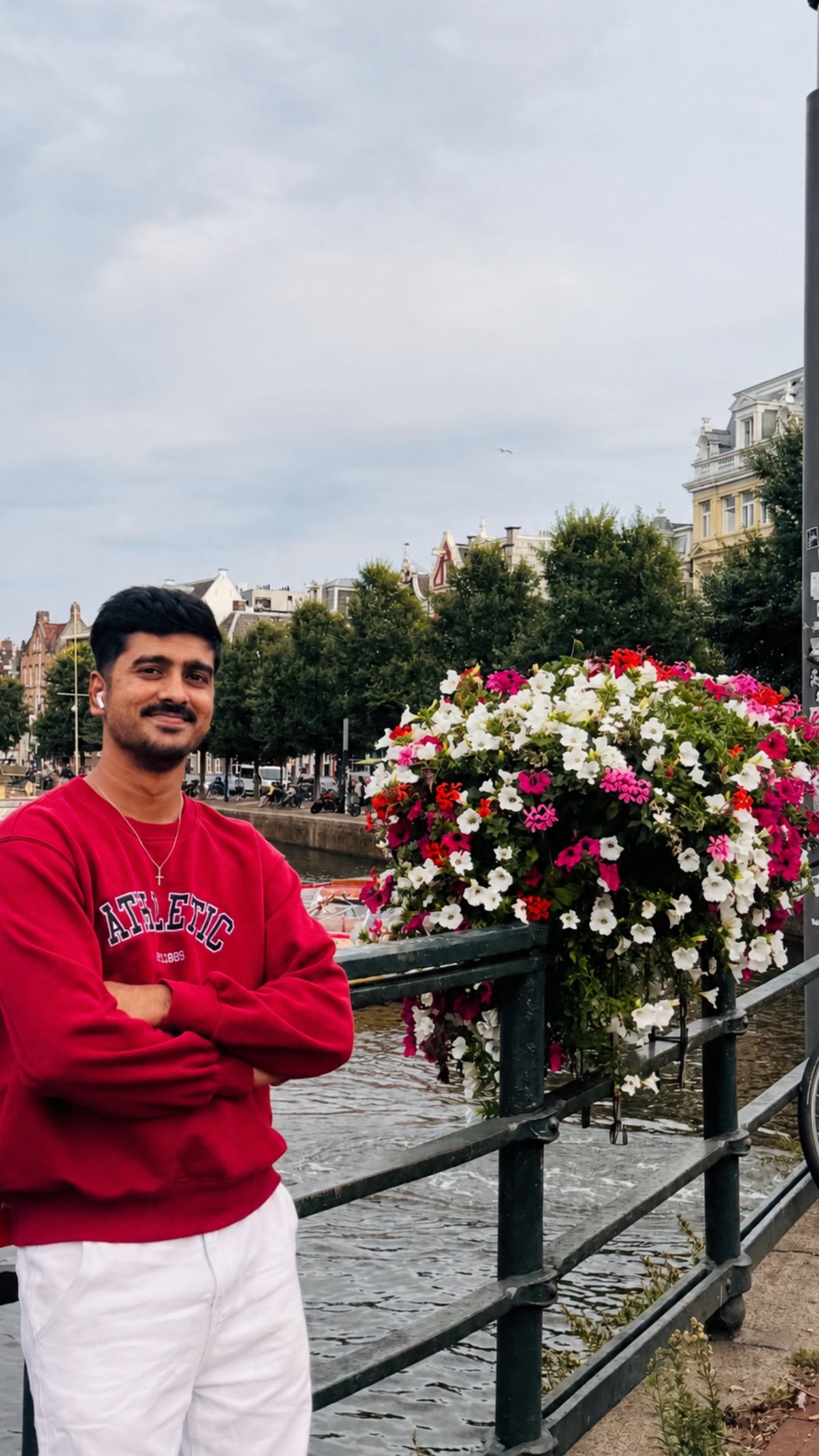 @Vasanth🐅🇫🇷