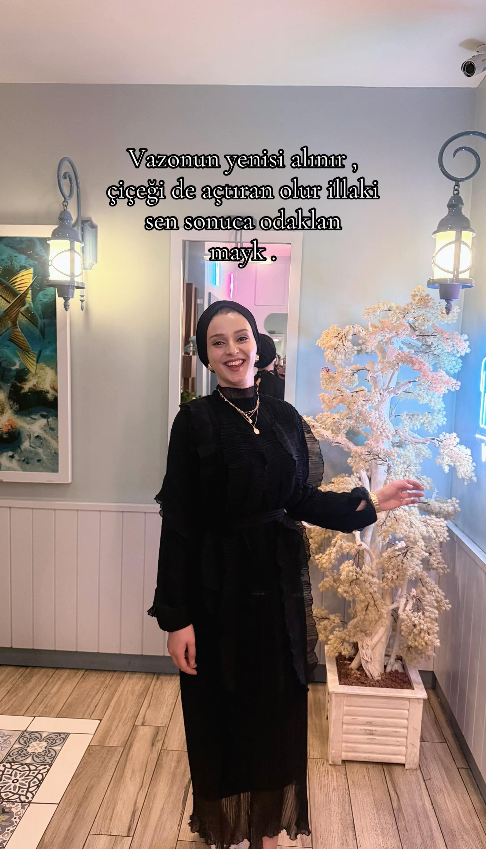 @MÇ✨