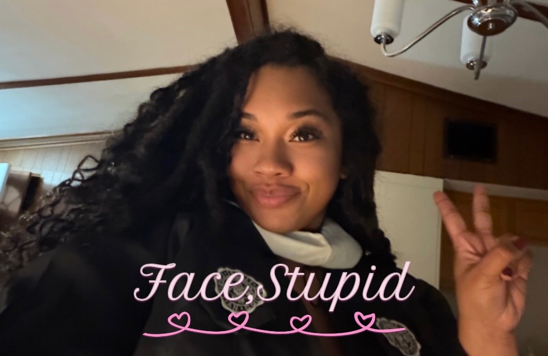 @riseandriah