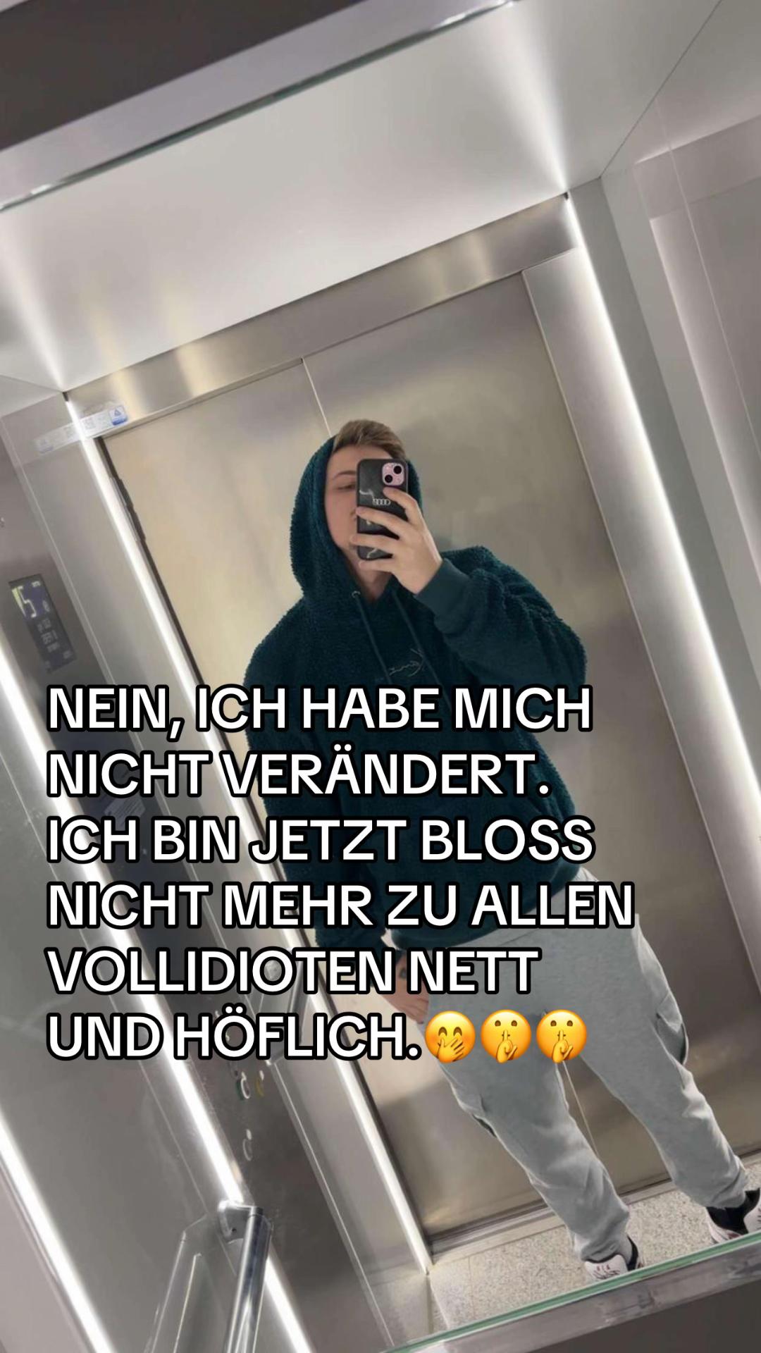 @René von Marcel💦🦁🐻
