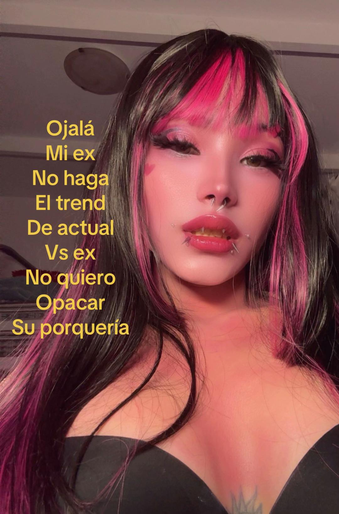 @♱ 𝕸𝖗𝖘. 𝕭𝖔𝖒𝖇𝖆𝖘𝖙𝖎𝖈 ♱