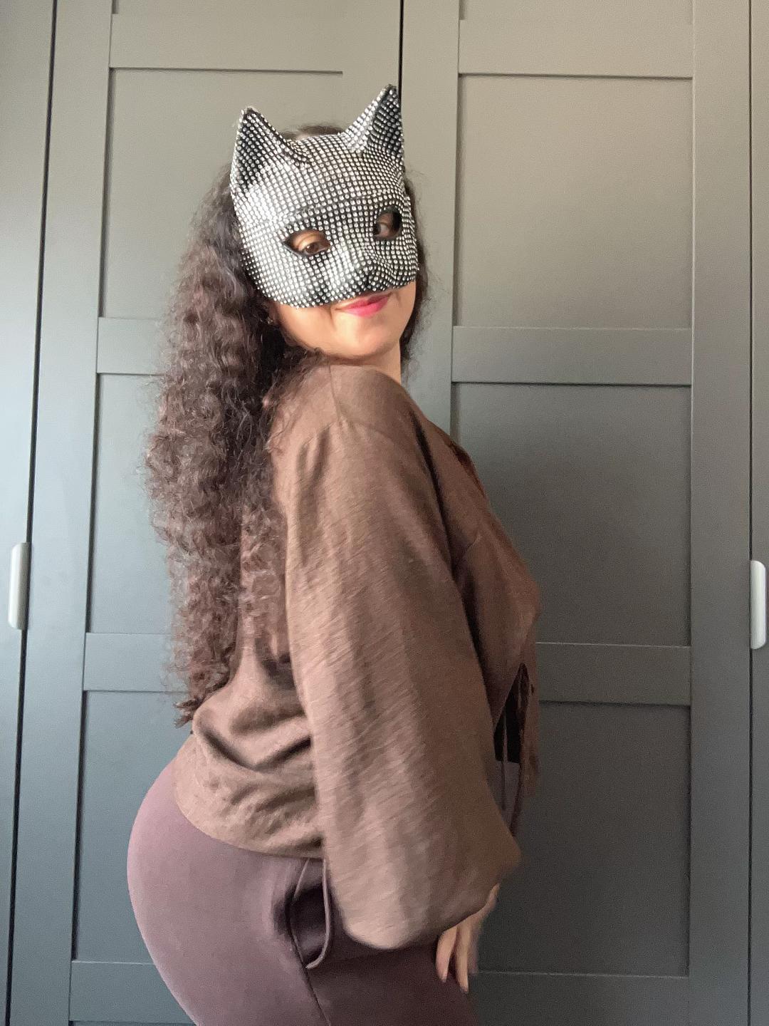 @aveliamoon