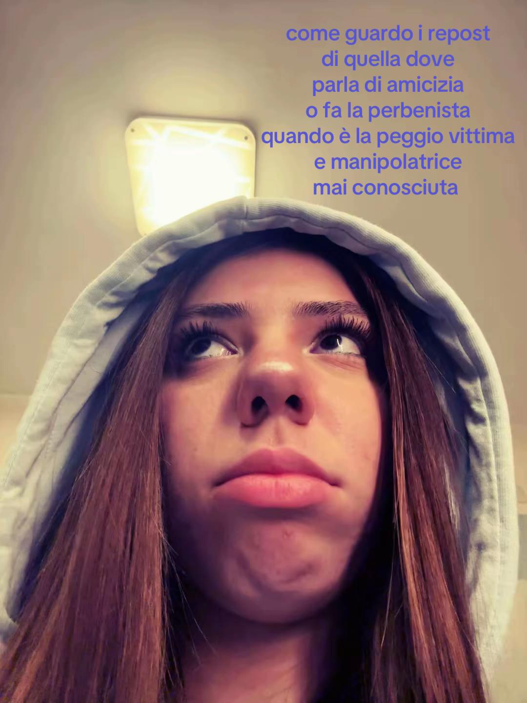 @𝟐𝟐
