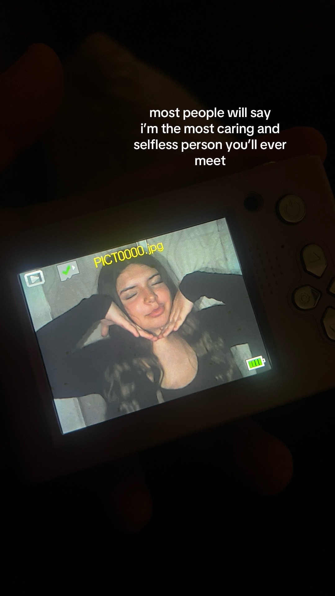 @👤