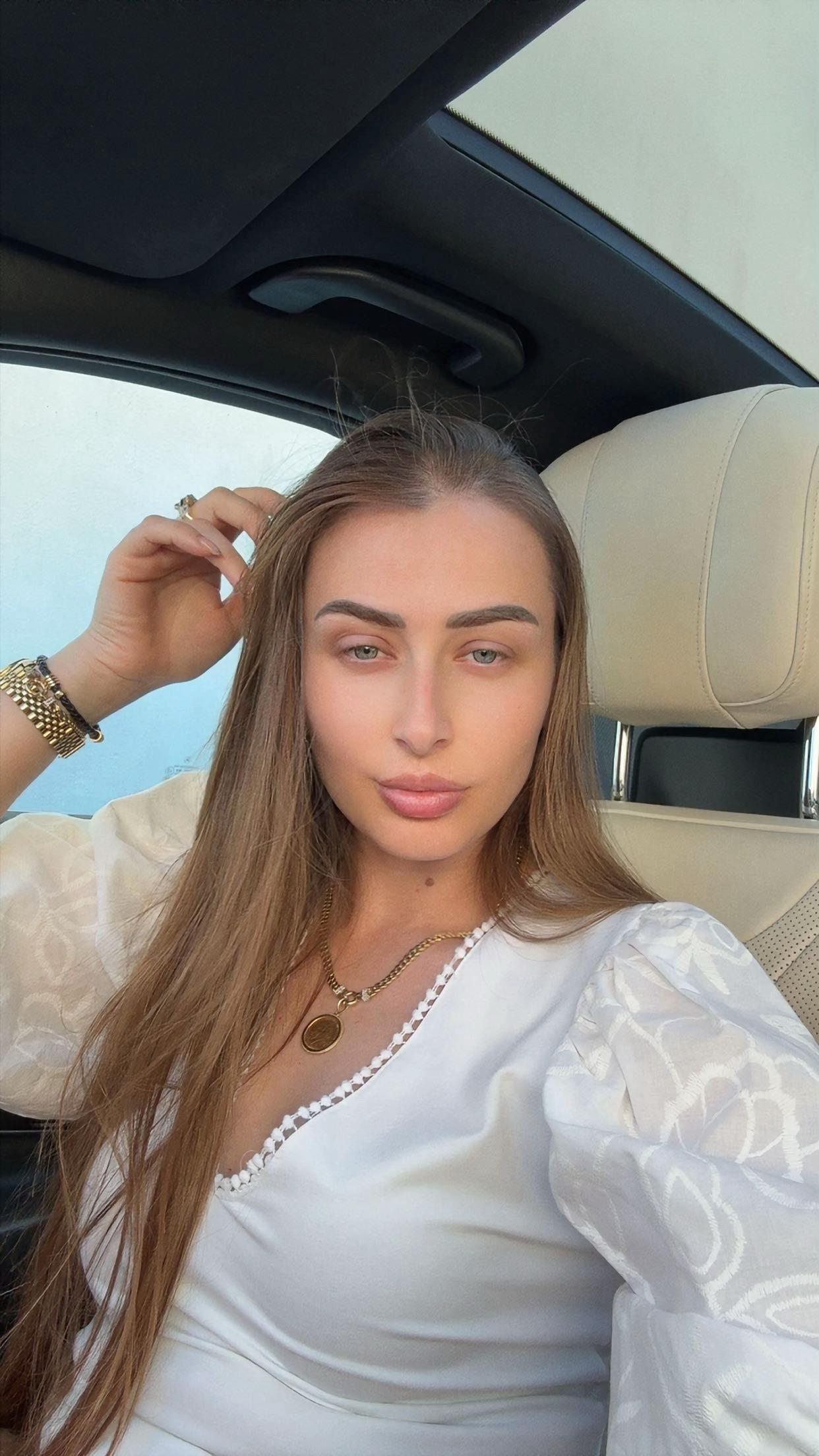 @Juli._.sh