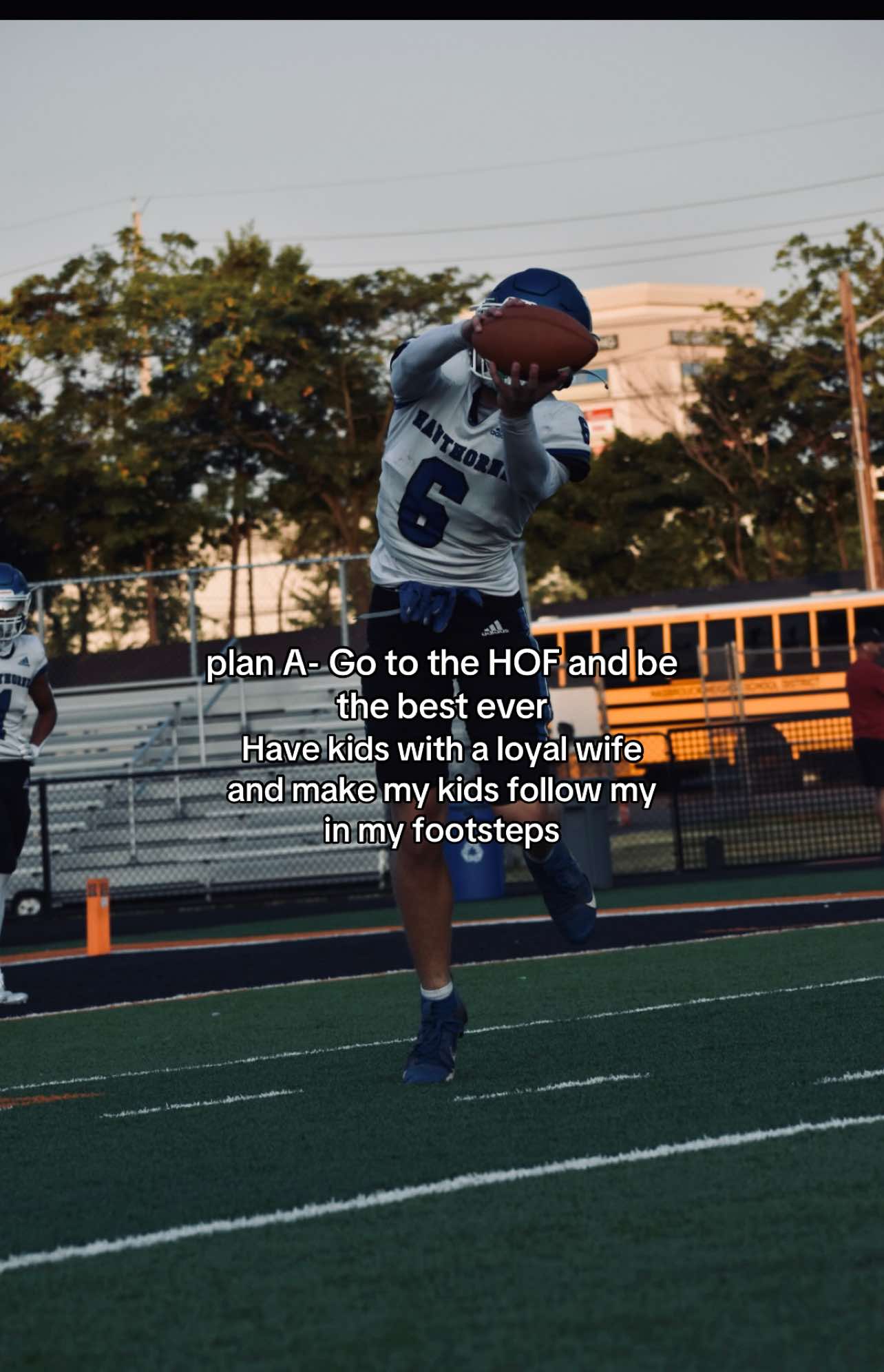 @1✭