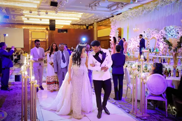 @AFRO PHOTOGRAPHY