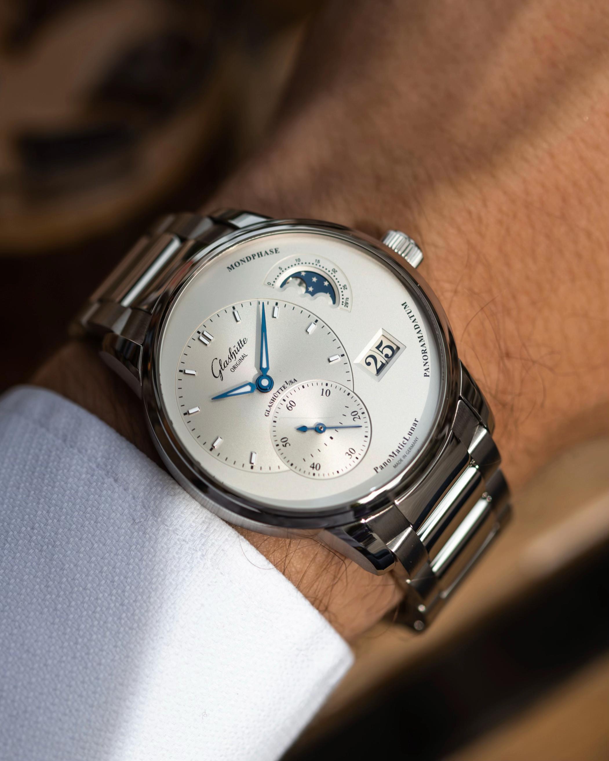 @timeandwatches