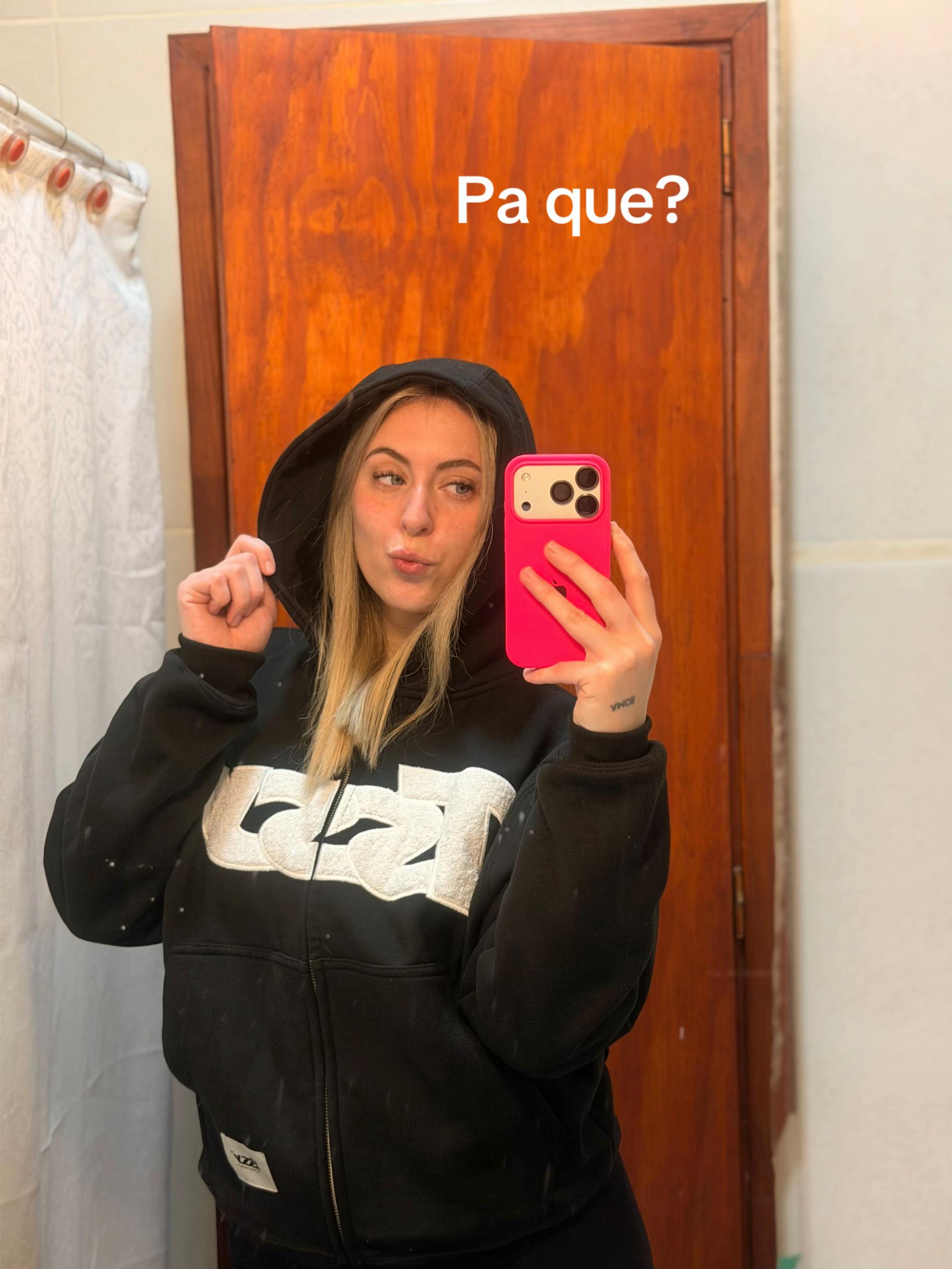 @V A L E N 💋