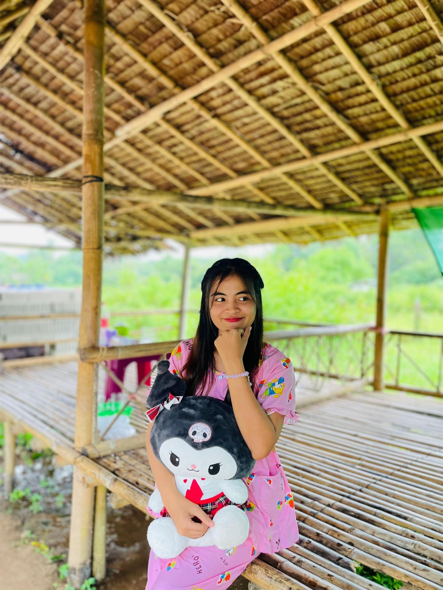 @Hnin Nu Hlaing🍃(Zwel)
