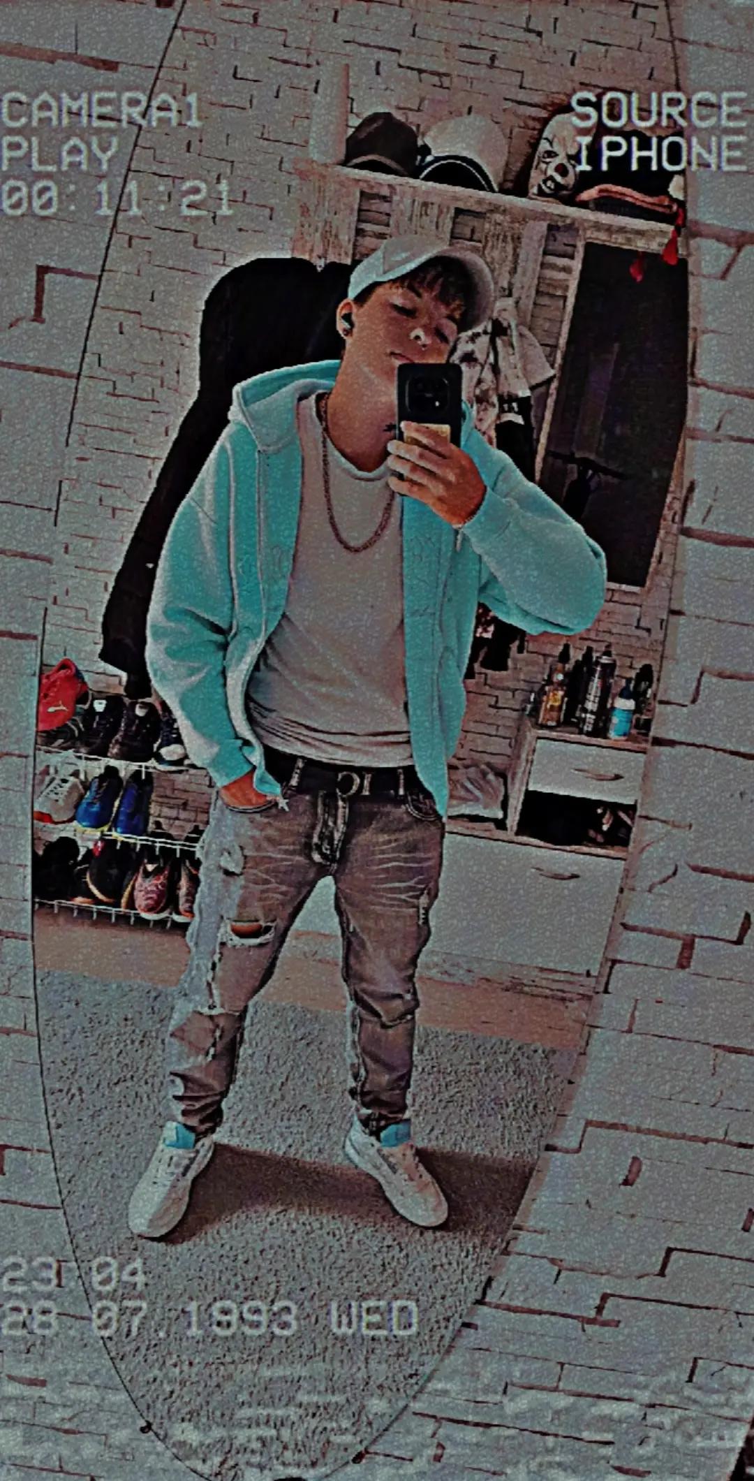 @Kingslowly