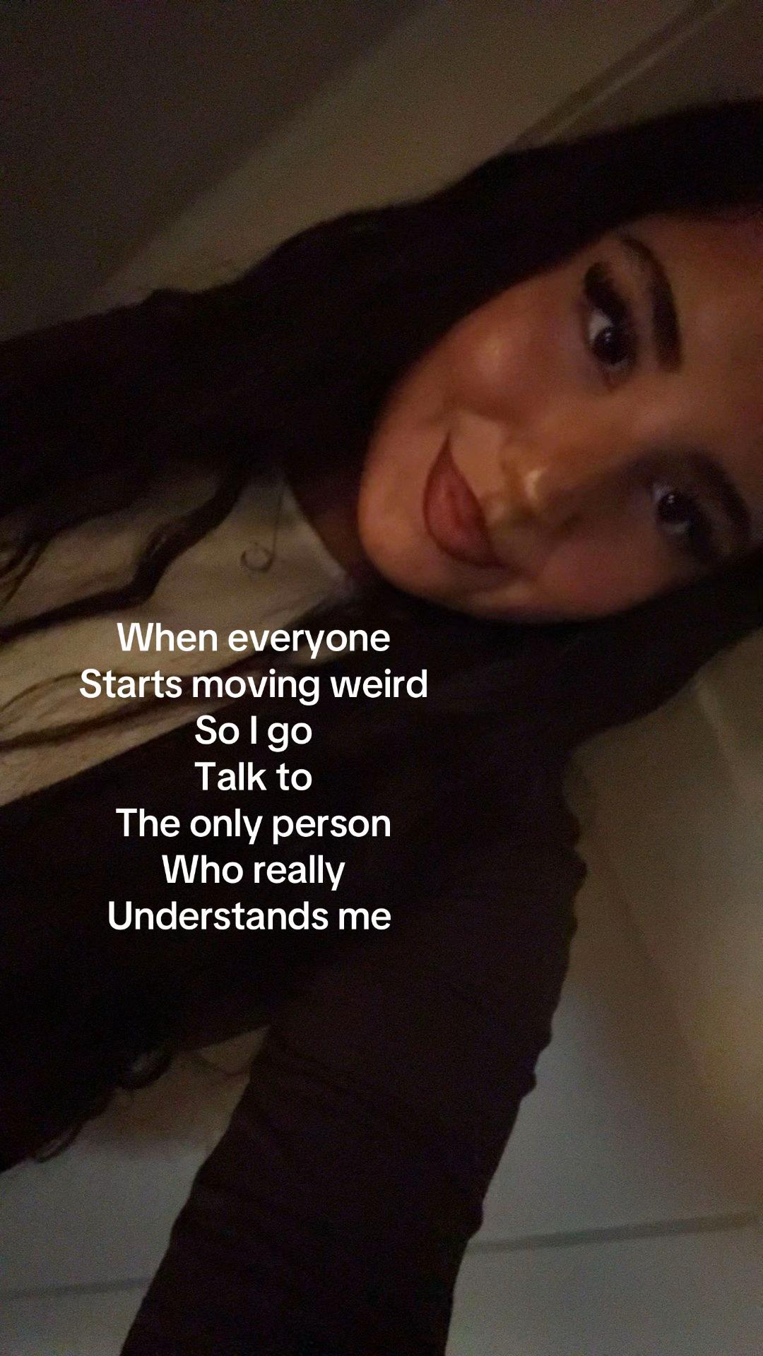 @𝑬