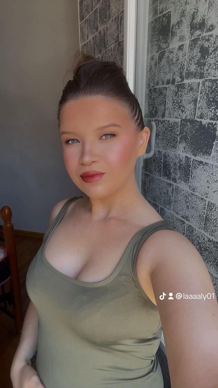 @laaaaly01