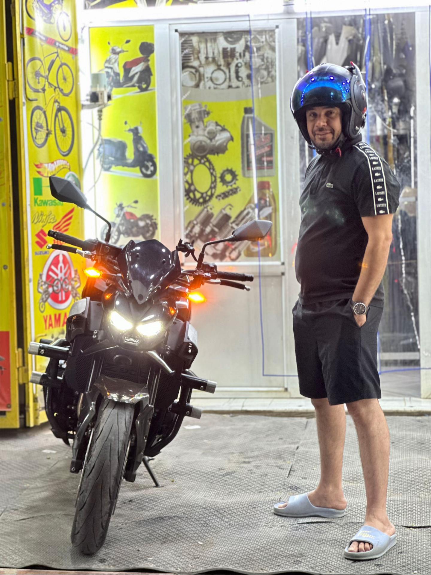 @Sofiane piéces Moto 13