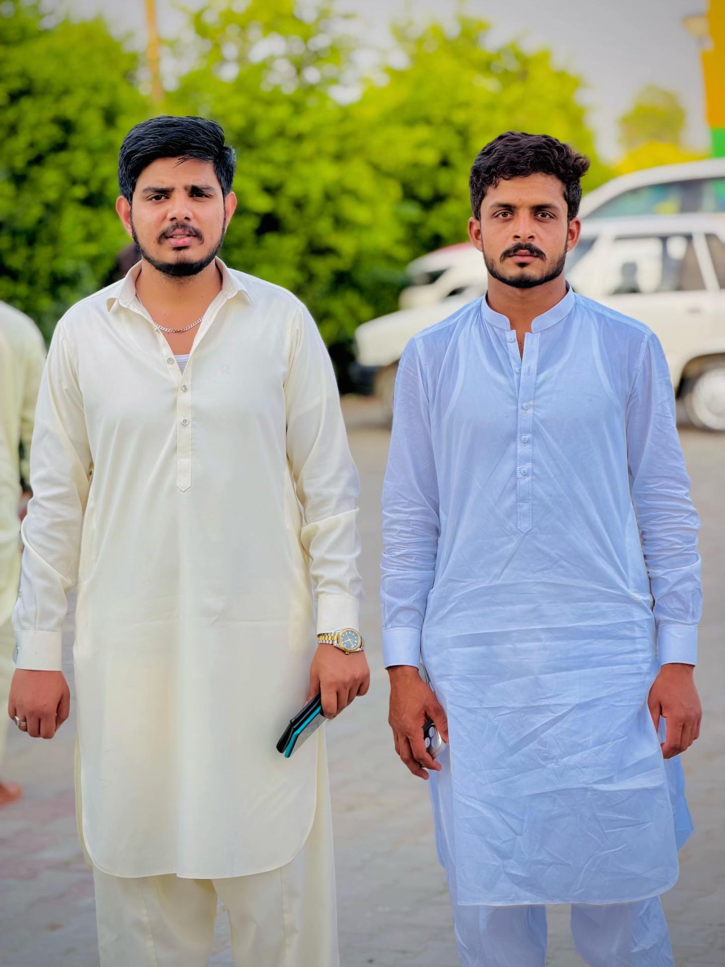 @zAiN gUjJaR