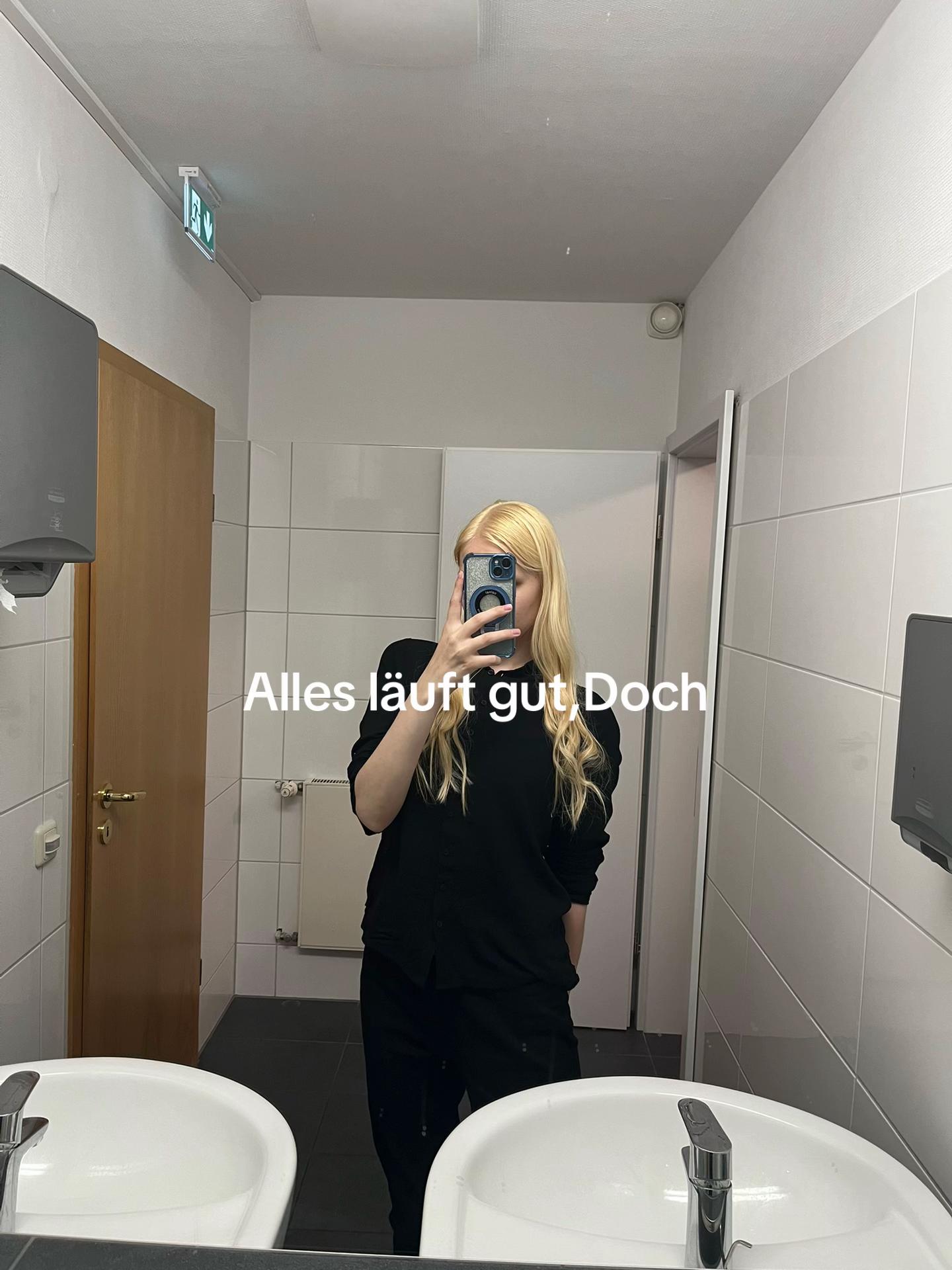 @😈👑𝐁𝐈𝐊E 𝐐𝐔𝐄𝐄𝐍👑😈