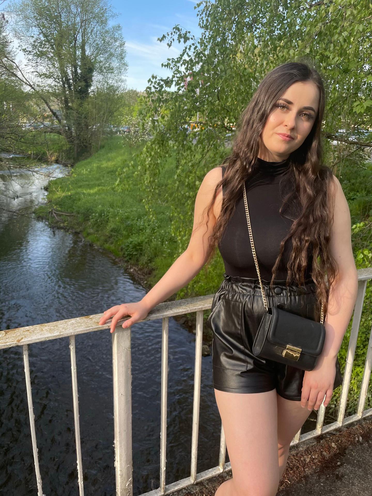 @Anamarija 🖤