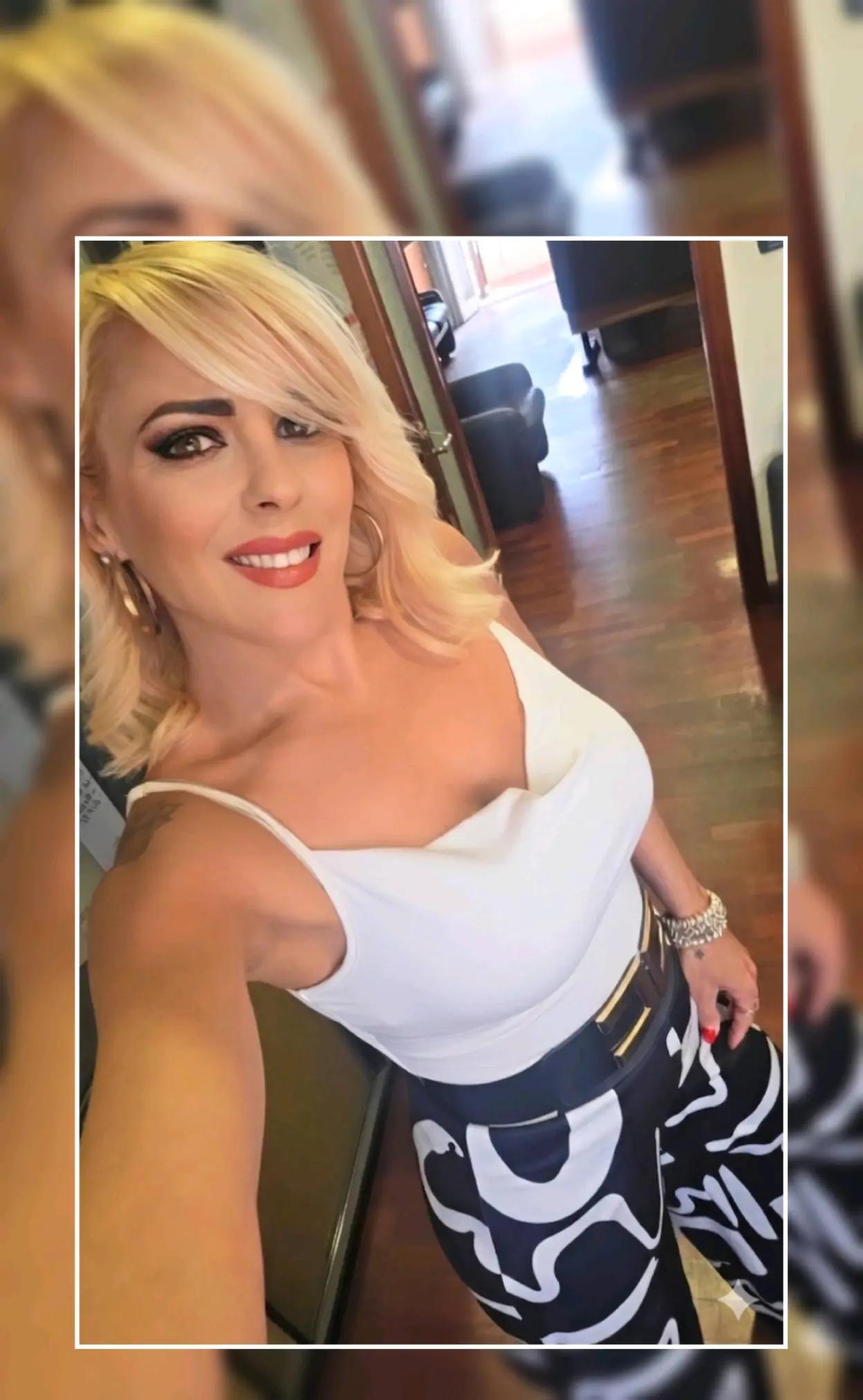 @Anna TheBlonde Sicali