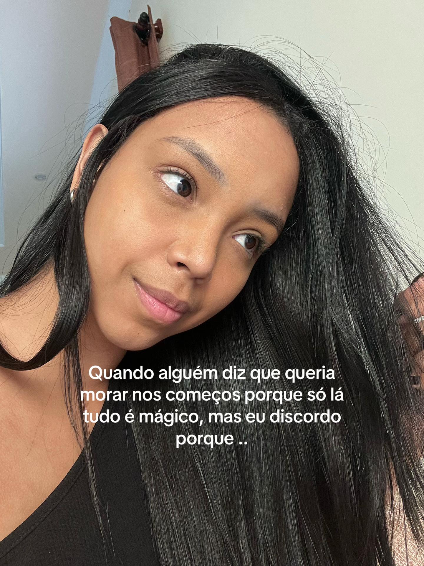 @L&iacute;via Carmos