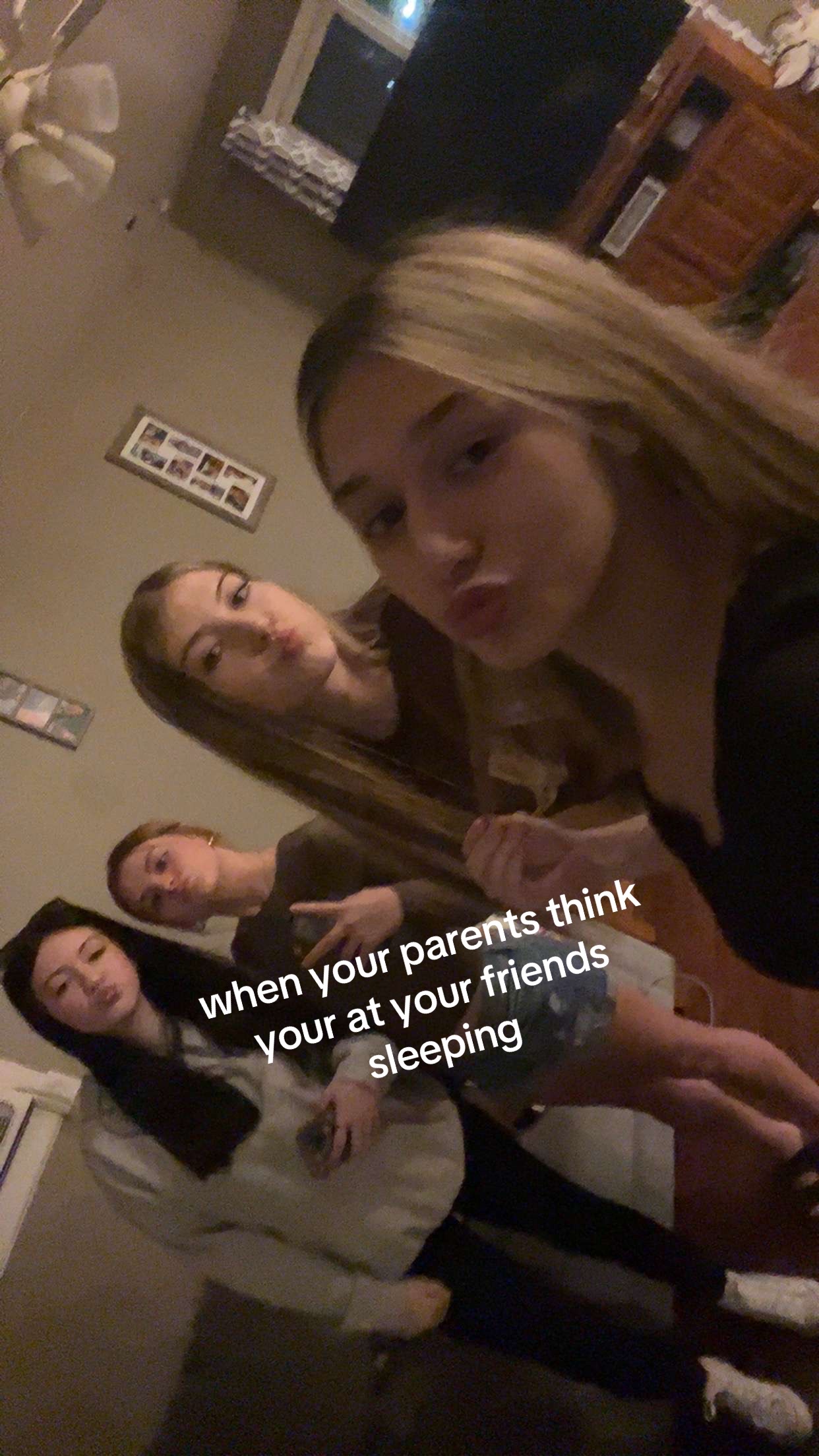 @vlxne_amber